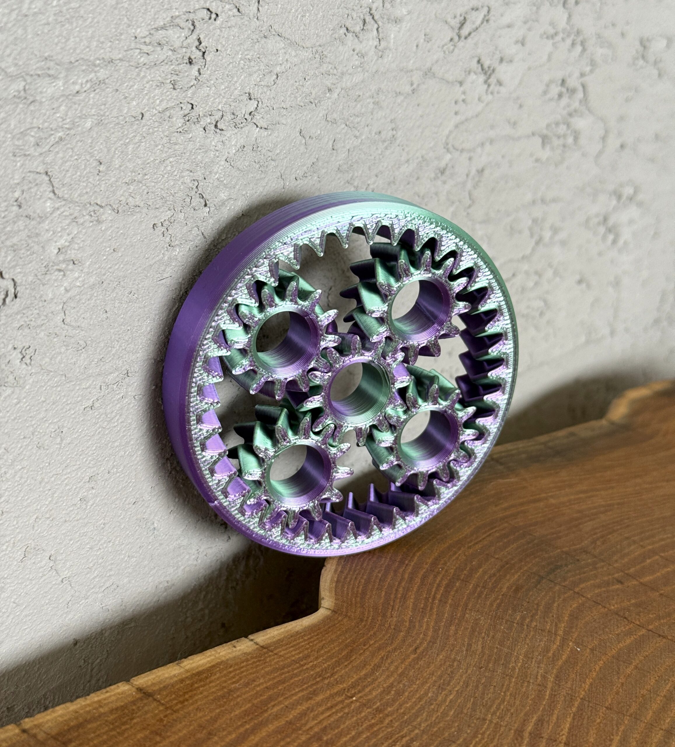 Fidget Gear Spinner 8 – Unikalna zabawka antystresowa, gadżet - obrazek 7