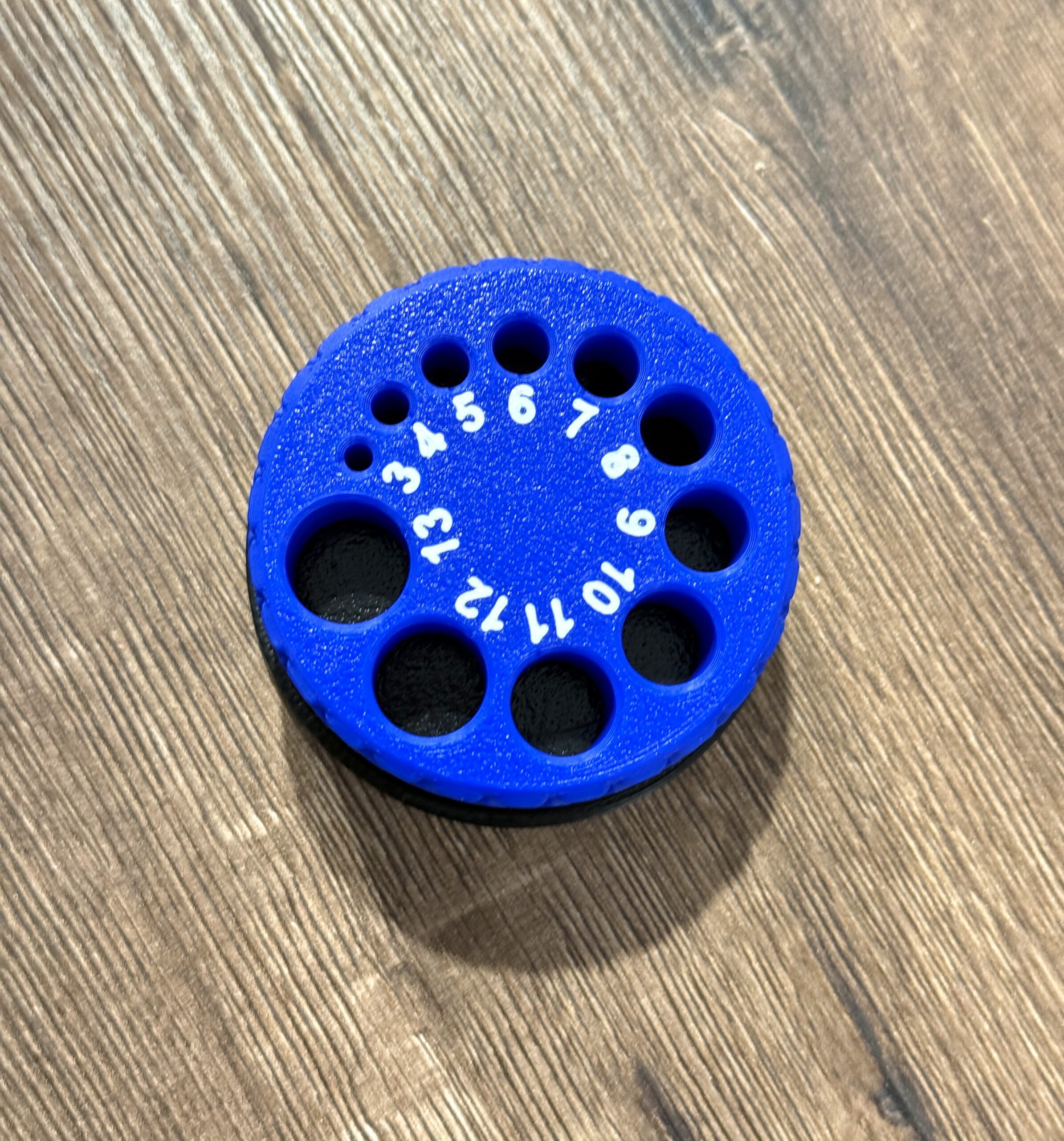 Pochłaniacz pyłu i prowadnica do wierteł, czyli 2w1 - obrazek 9