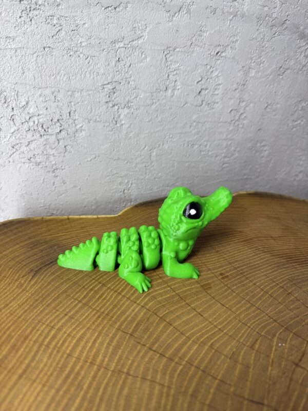 Krokodyl 3D – unikalna ruchoma figurka, prezent, ręczne malowanie - obrazek 6
