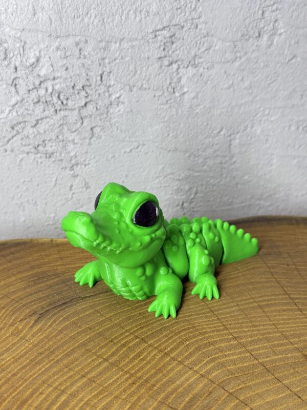 Krokodyl 3D – unikalna ruchoma figurka, prezent, ręczne malowanie - obrazek 10