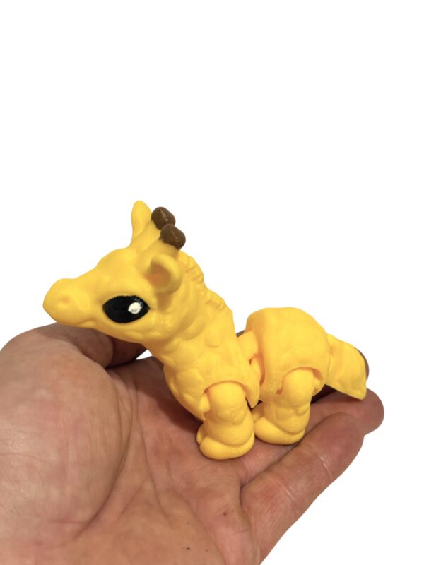 Żyrafa 3D – unikalna ruchoma figurka, prezent, ręczne malowanie - obrazek 3
