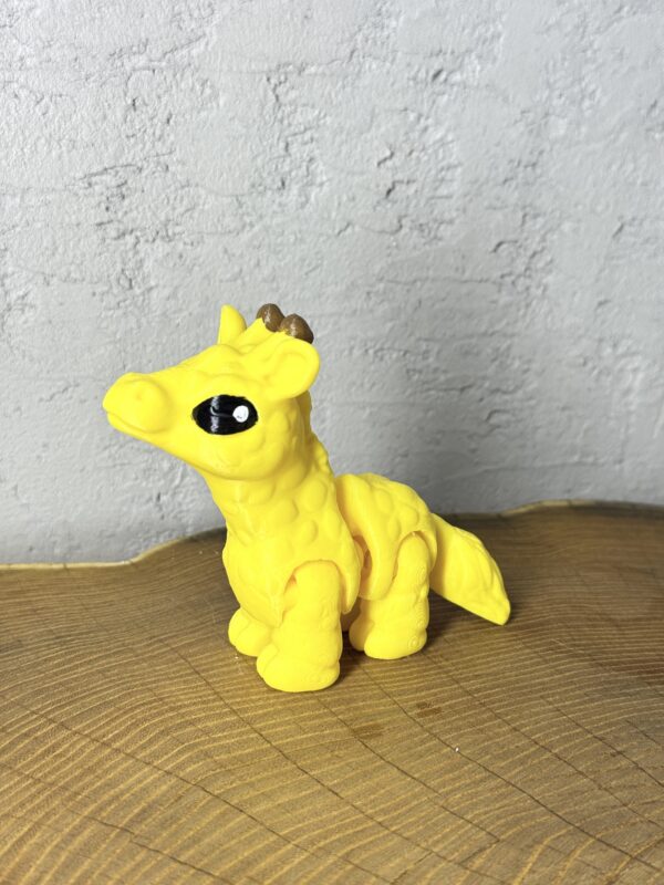 Żyrafa 3D – unikalna ruchoma figurka, prezent, ręczne malowanie - obrazek 4