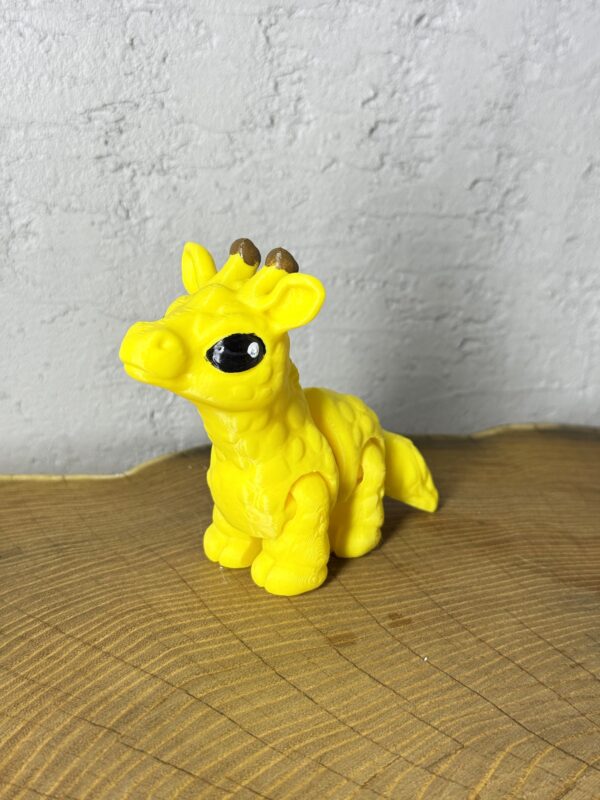 Żyrafa 3D – unikalna ruchoma figurka, prezent, ręczne malowanie