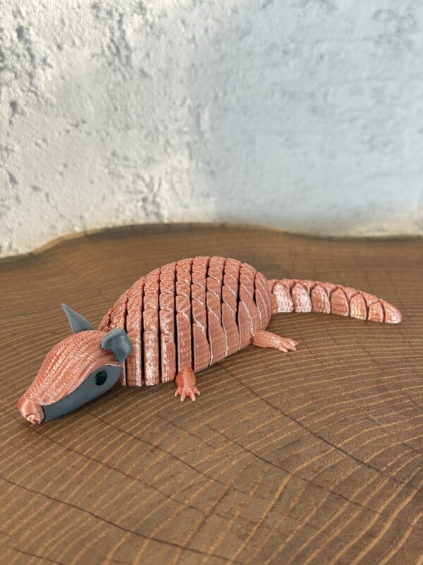 Ruchomy Pancernik 3D, wysoka jakość, realistyczne detale, antystresowy gadżet, prezent - obrazek 11