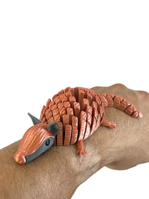Ruchomy Pancernik 3D, wysoka jakość, realistyczne detale, antystresowy gadżet, prezent - obrazek 15