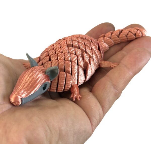 Ruchomy Pancernik 3D, wysoka jakość, realistyczne detale, antystresowy gadżet, prezent - obrazek 17