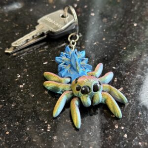 Przegubowy Pajączek Skakun z gwiazdą – ruchoma mini figurka i brelok!