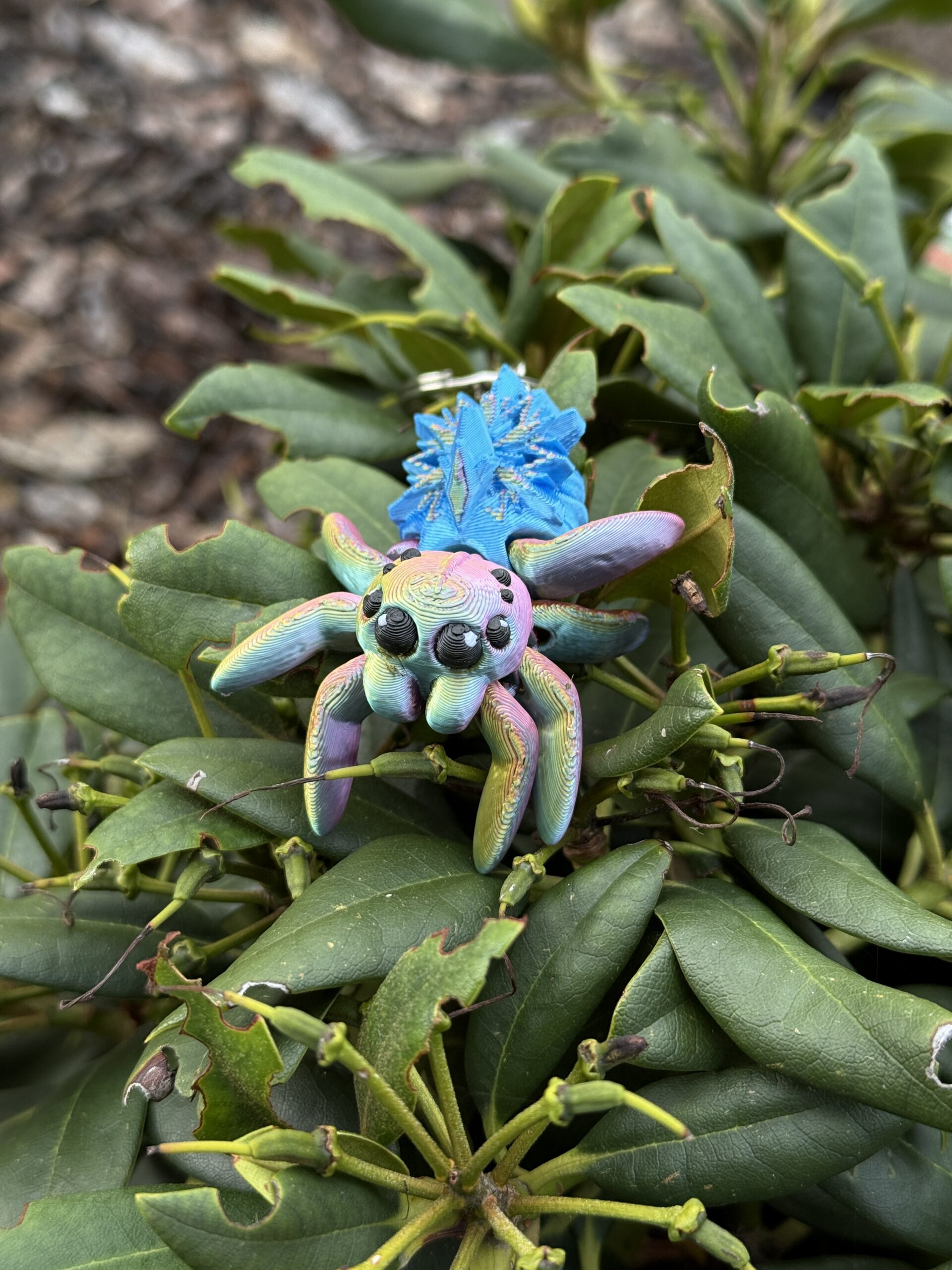 Przegubowy Pajączek Skakun z gwiazdą – ruchoma mini figurka i brelok! - obrazek 12