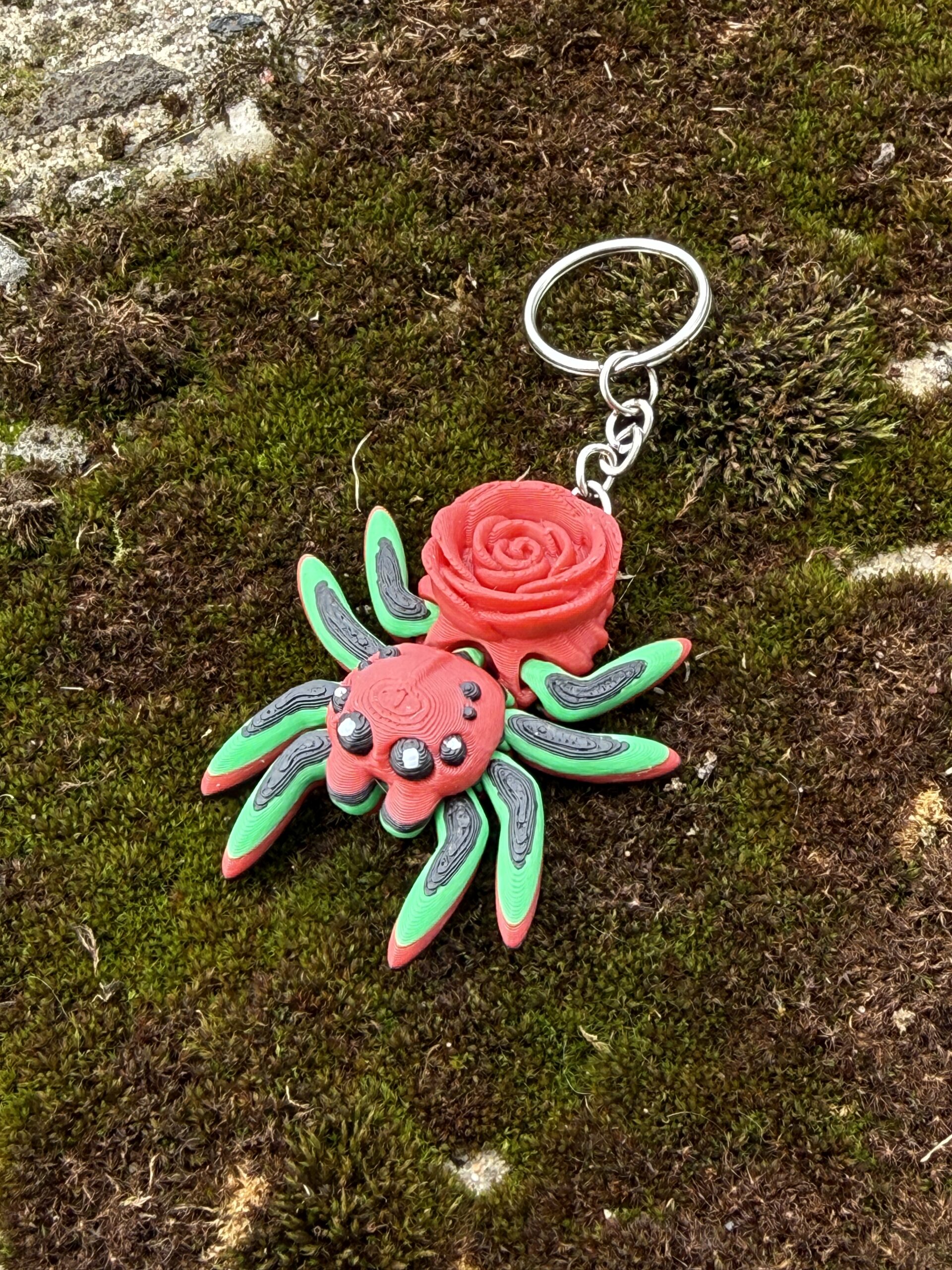 Skakun przegubowy Pajączek z różą – elegancka figurka i stylowy brelok - obrazek 9