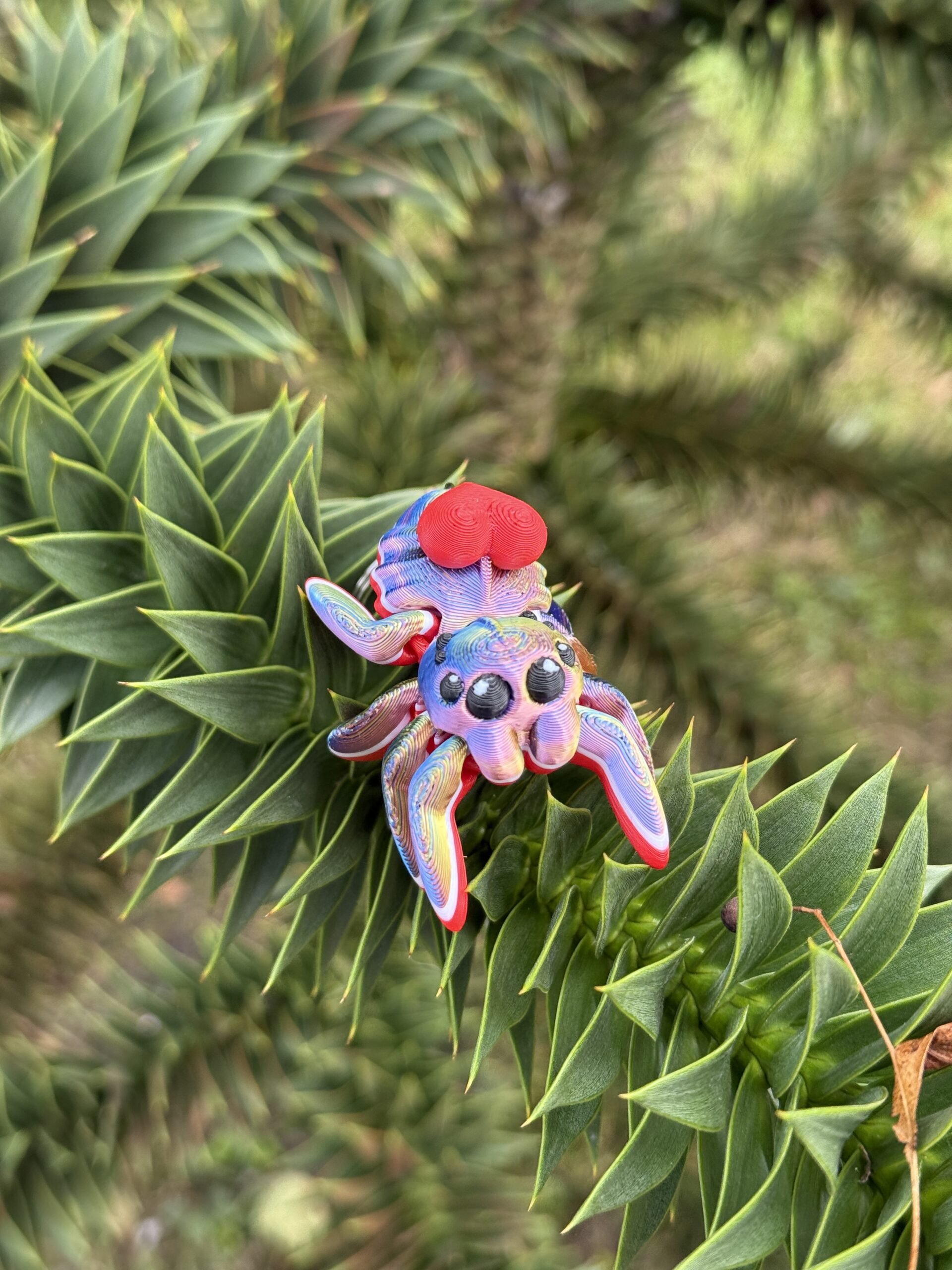 Pajączek Skakun z sercem – Przegubowa ruchoma mini figurka i brelok! - obrazek 5