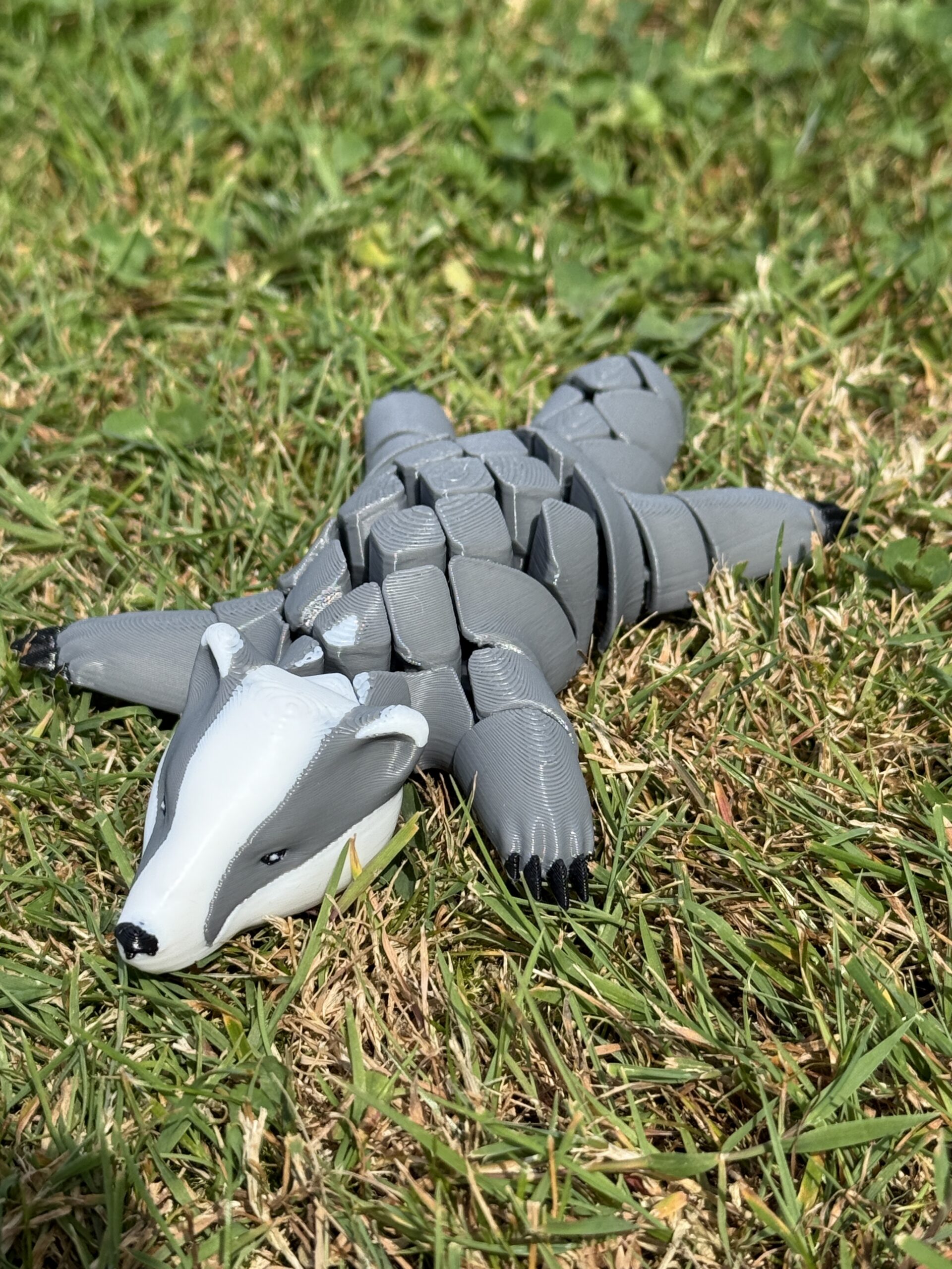 Borsuk segmentowy 3D ssak – ruchoma figurka, gadżet dekoracyjny, zabawka, prezent - obrazek 6