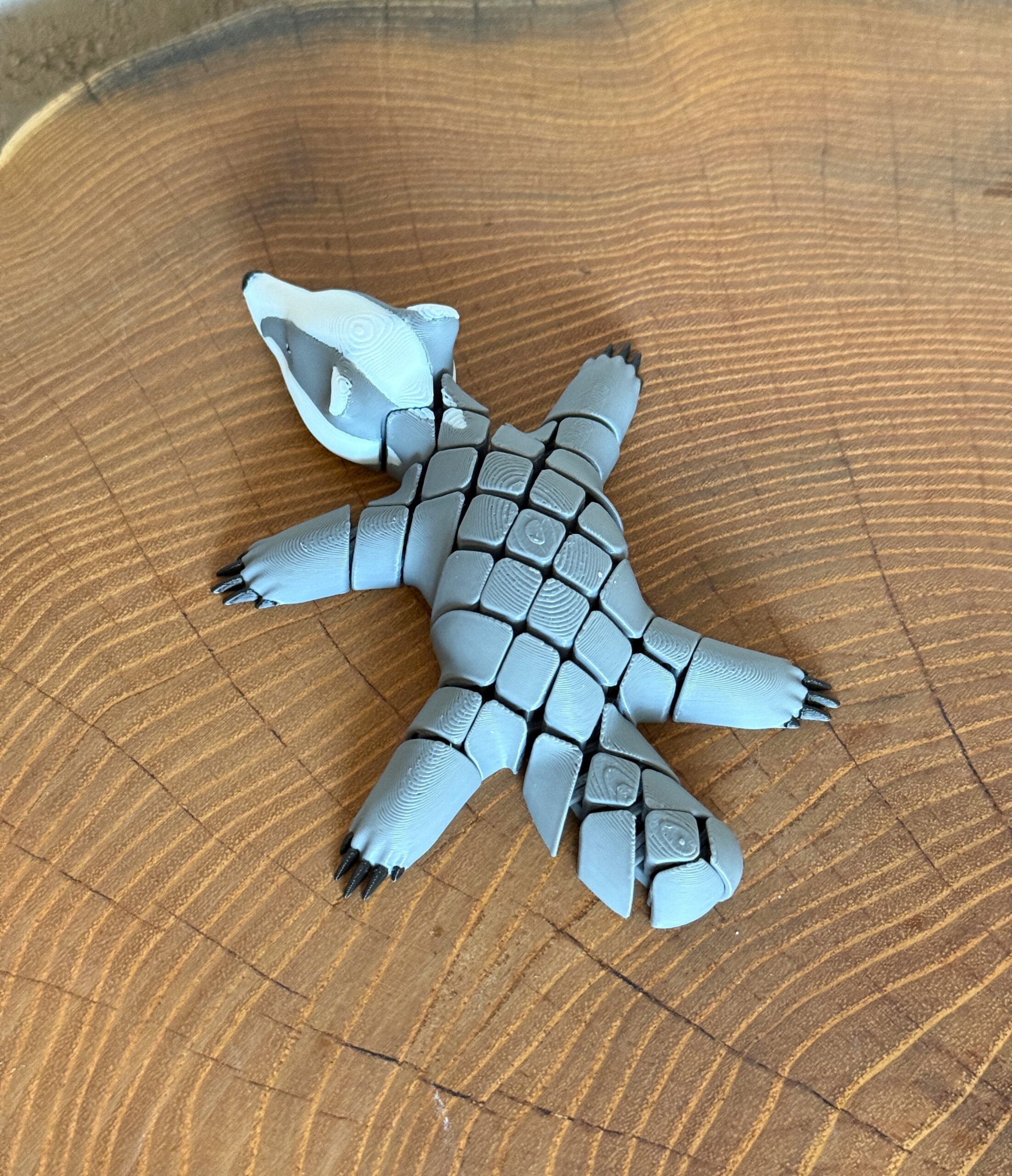 Borsuk segmentowy 3D ssak – ruchoma figurka, gadżet dekoracyjny, zabawka, prezent - obrazek 16