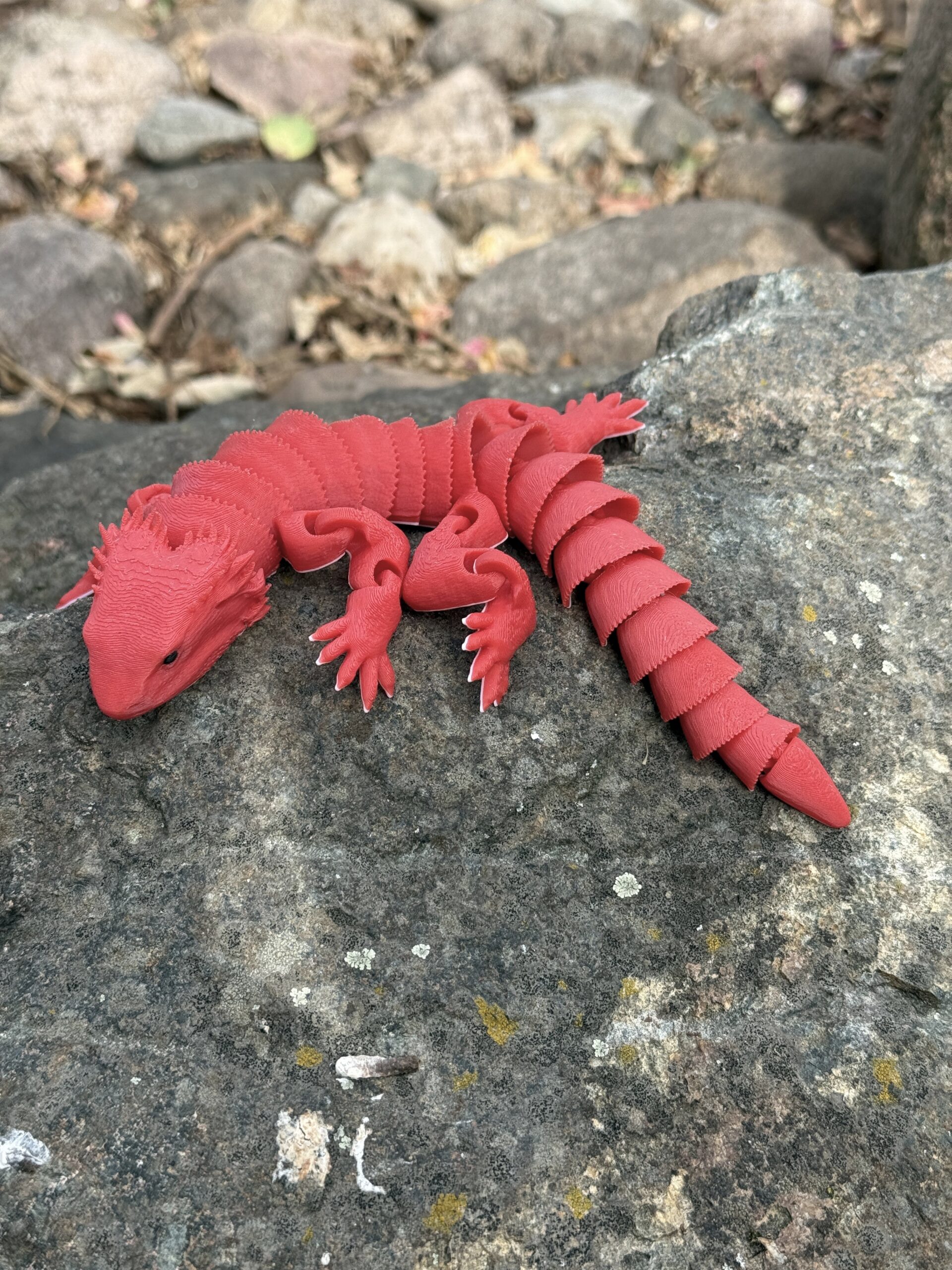 Agama Czerwona - figurka przegubowa, zabawka antystresowa, prezent