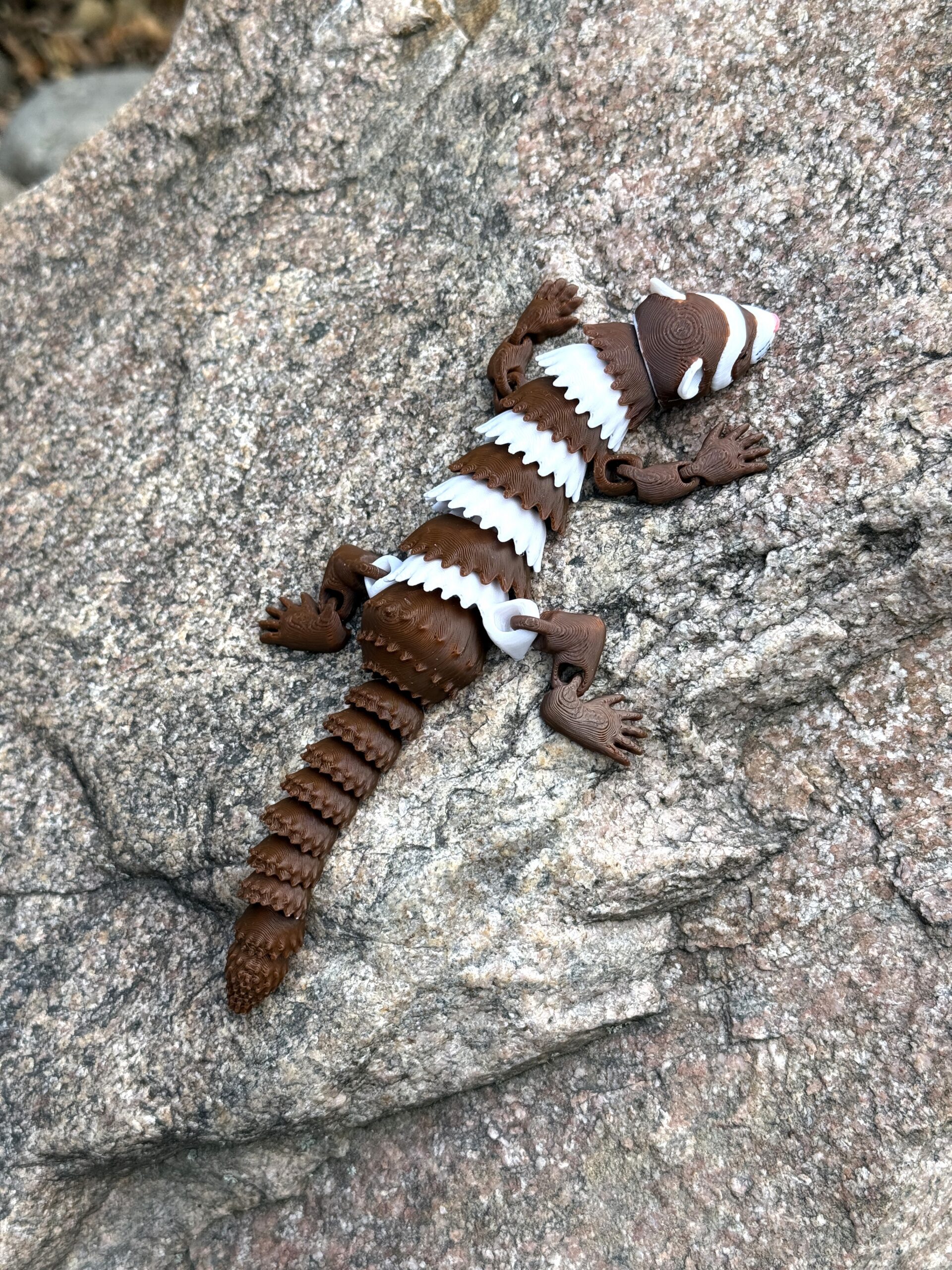 Fretka przegubowa 3D – elastyczna figurka antystresowa, realistyczna, prezent - obrazek 7