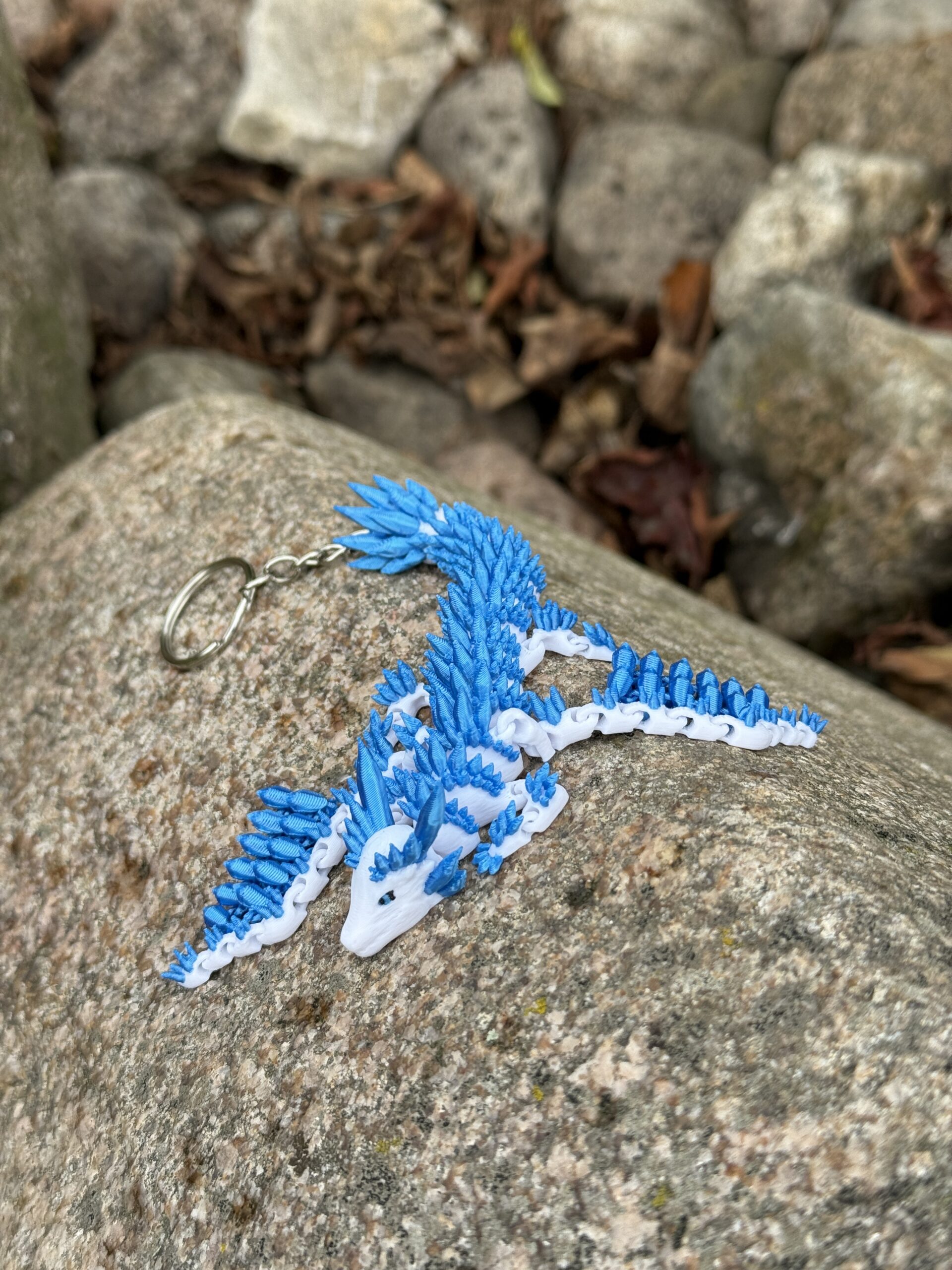 Lodowy Smok ze skrzydłami – Brelok, przegubowa figura 3D zrodzona z mrozu i kryształów, zabawka - obrazek 7