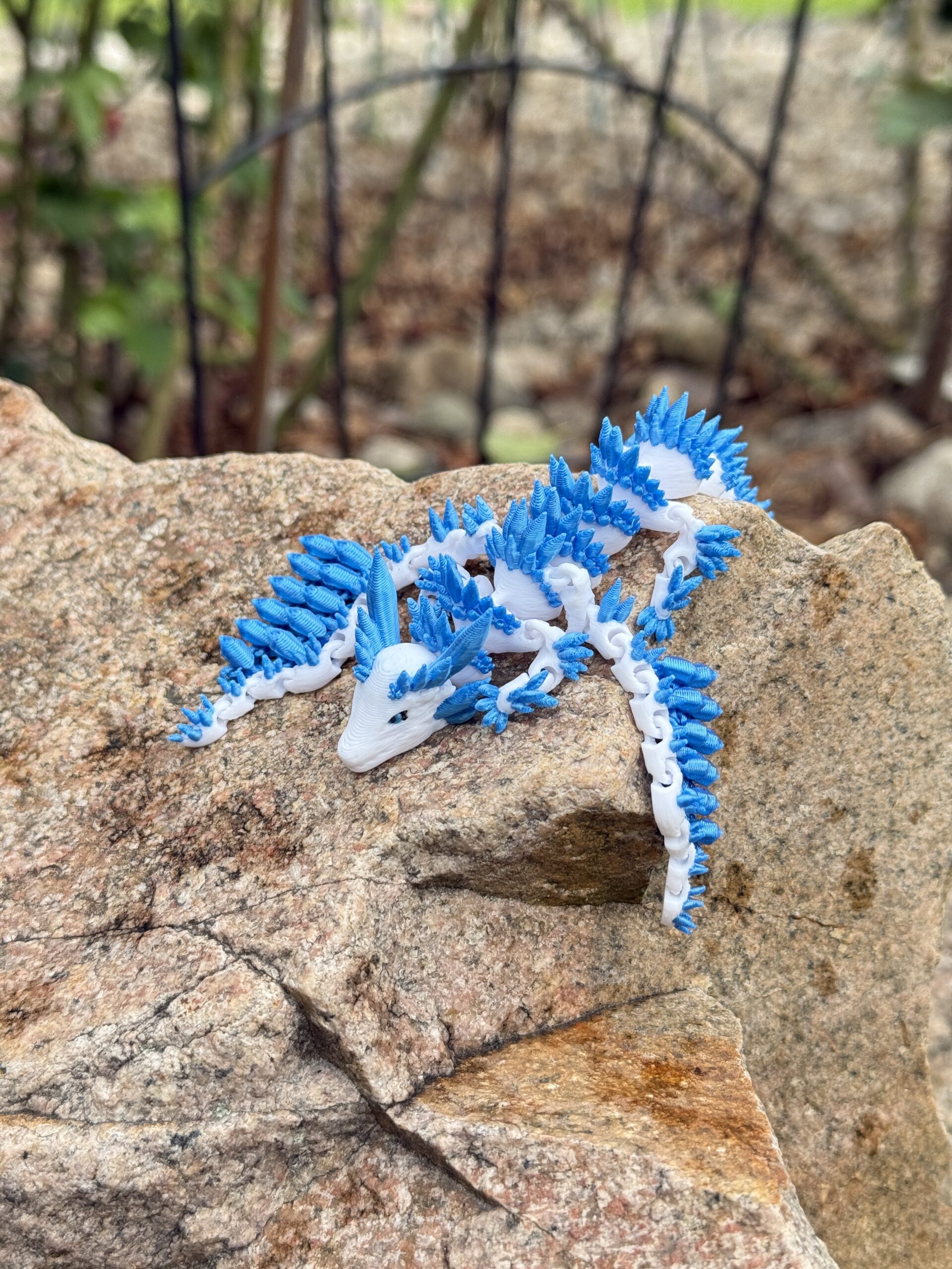 Lodowy Smok ze skrzydłami – Brelok, przegubowa figura 3D zrodzona z mrozu i kryształów, zabawka - obrazek 8