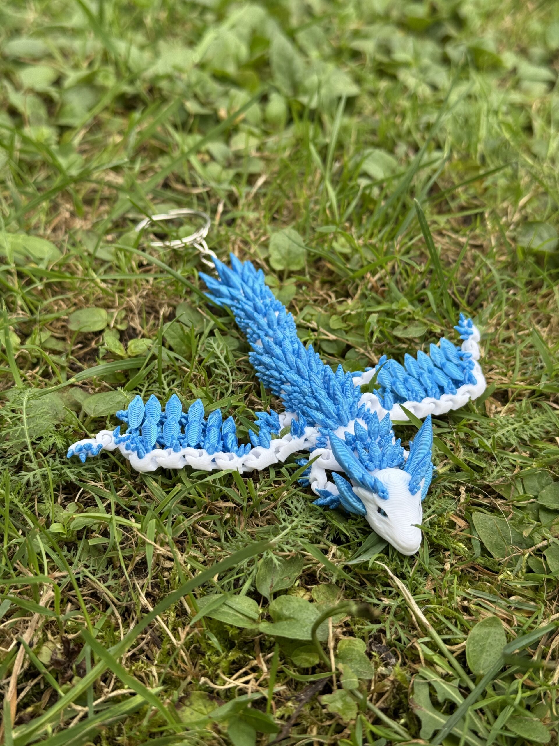 Lodowy Smok ze skrzydłami – Brelok, przegubowa figura 3D zrodzona z mrozu i kryształów, zabawka - obrazek 13