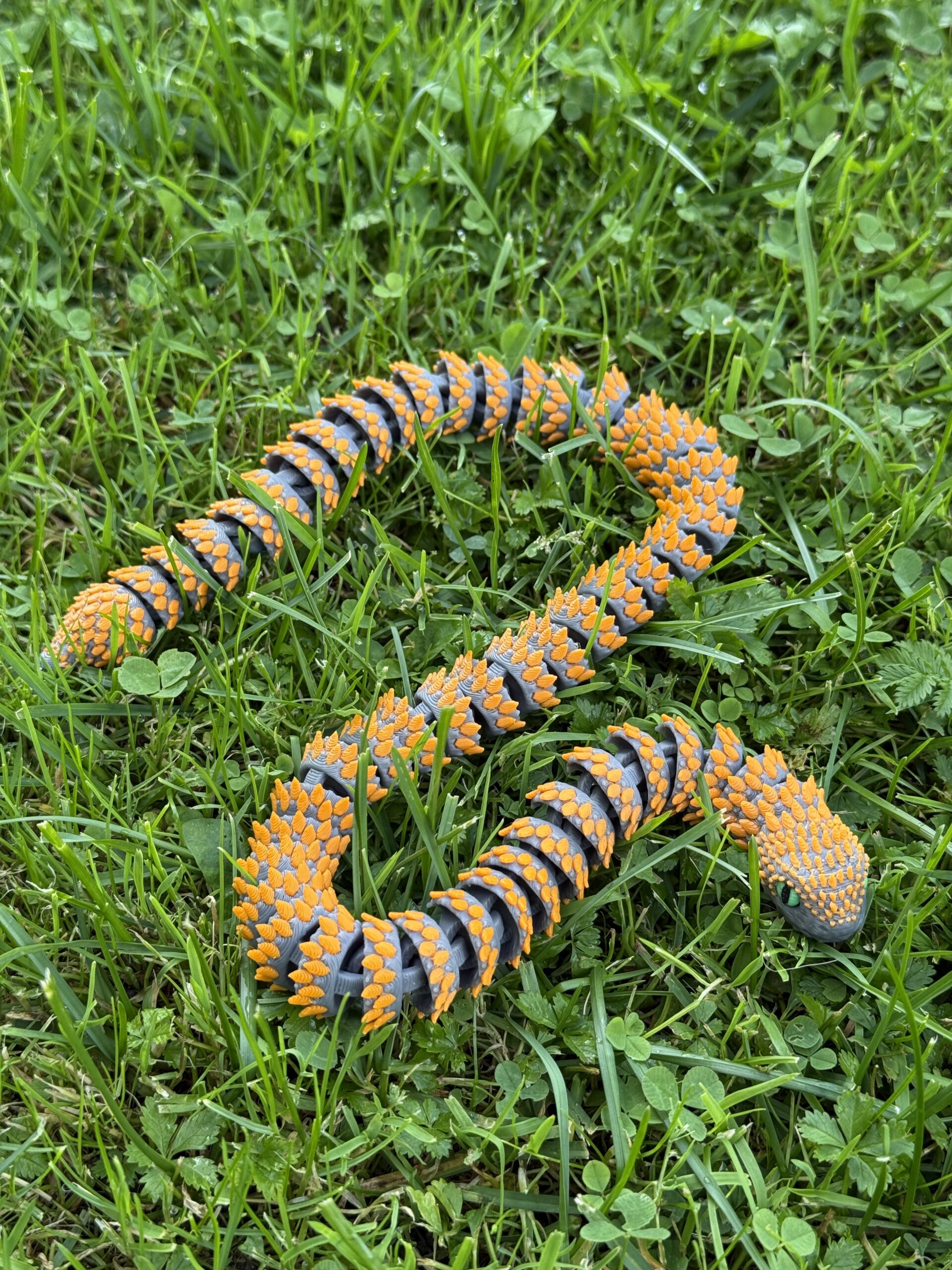 Żmija Kolczasta 3D – 500 mm elastycznej mocy i setki detali, zabawka, prezent - obrazek 9