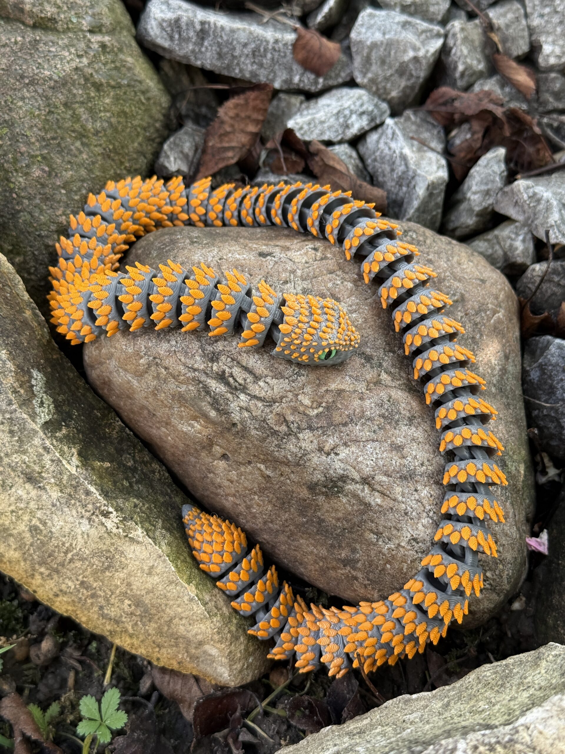 Żmija Kolczasta 3D – 500 mm elastycznej mocy i setki detali, zabawka, prezent - obrazek 15