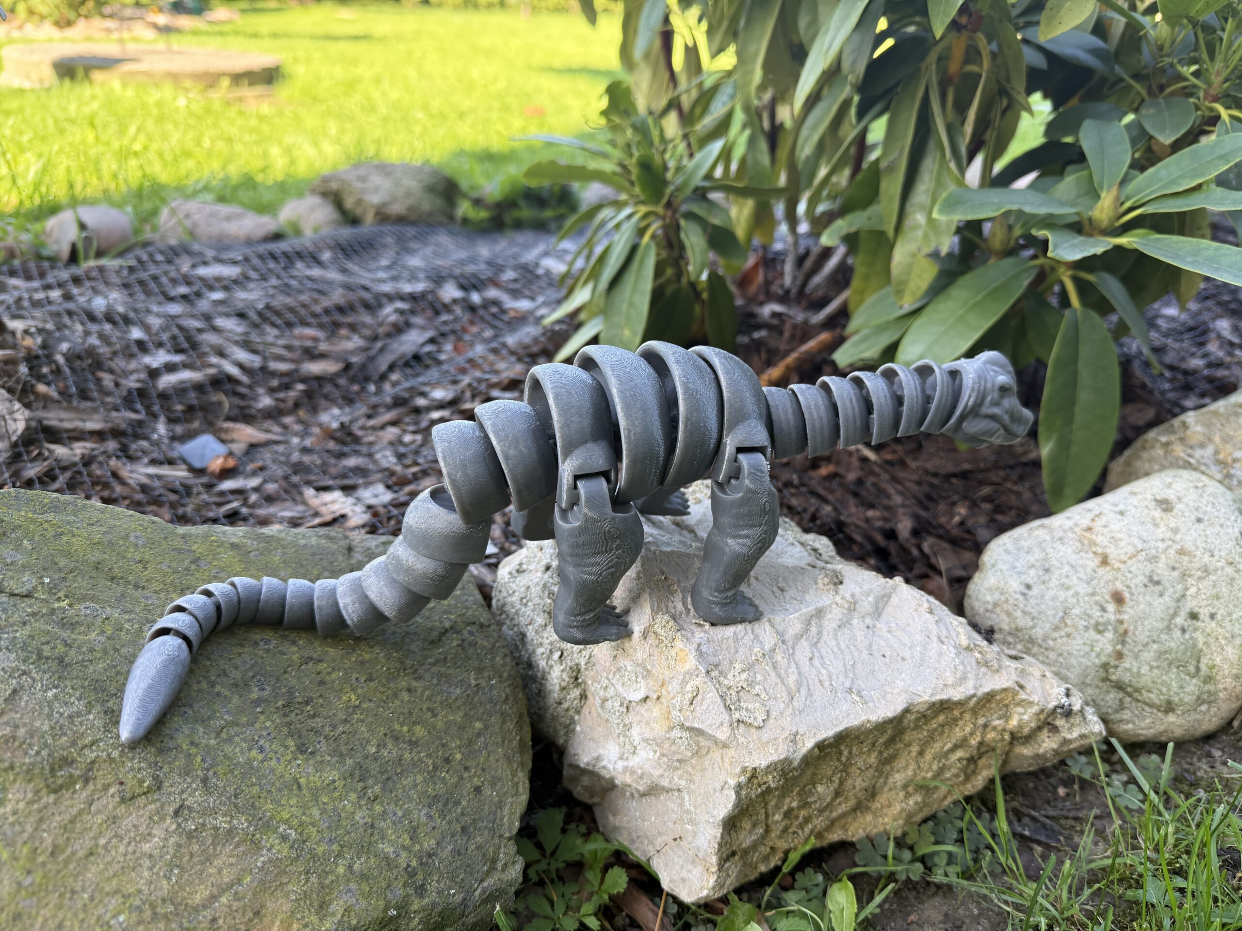 Brachiozaur 3D – gigantyczny dinozaur 42 cm, ruchoma figurka, zabawka - obrazek 5