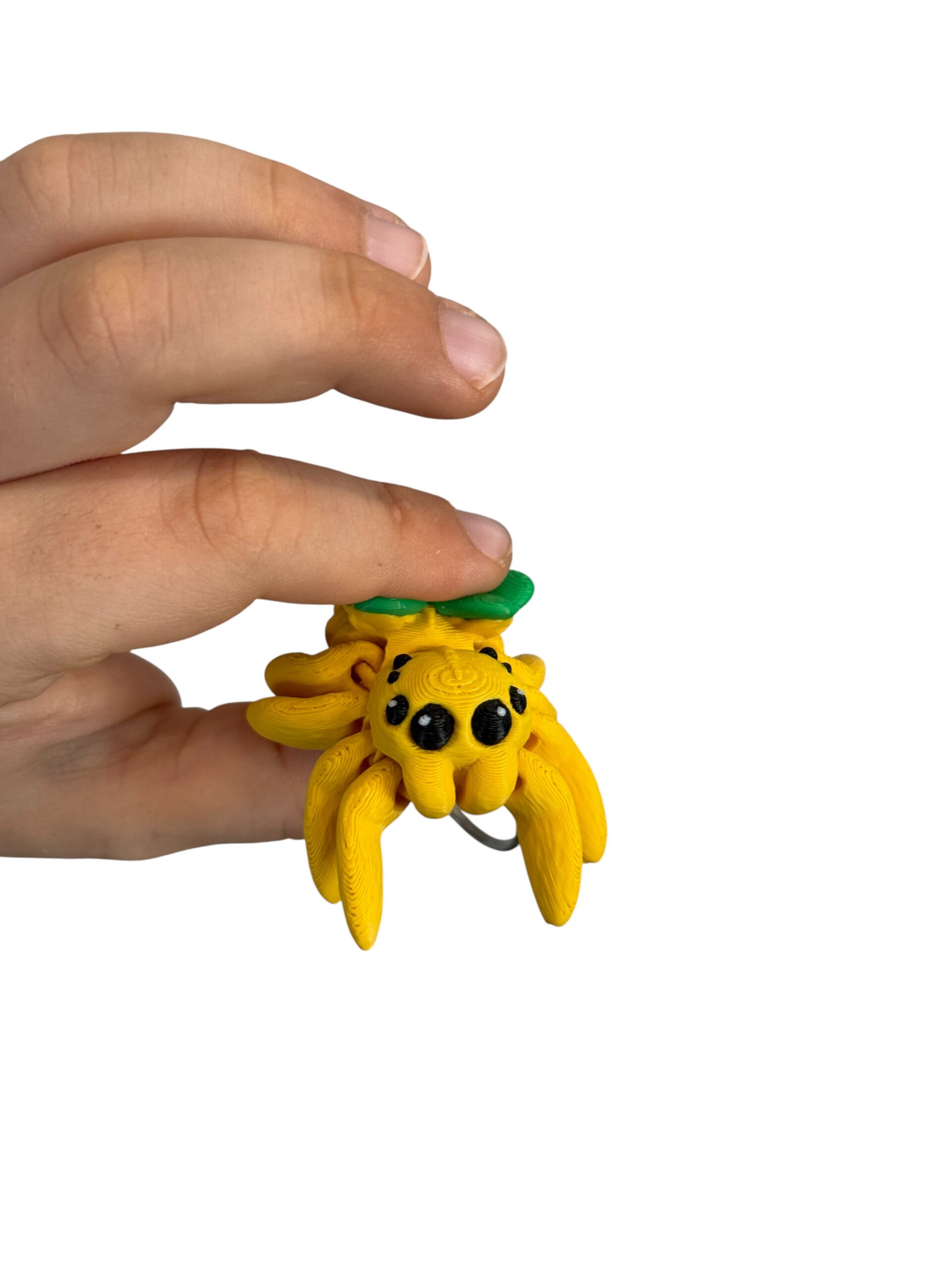 Przegubowy Pajączek Skakun z koniczynką 3D – mini figurka i brelok szczęścia! - obrazek 2