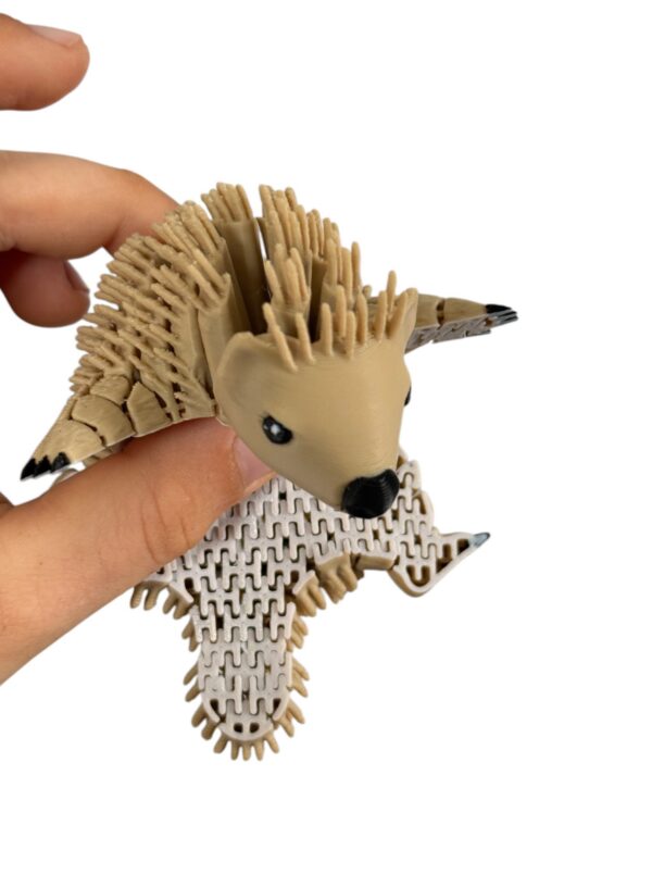 Jeżozwierz 3D – kolczasty zwierz, ruchoma segmentowa figurka - obrazek 3
