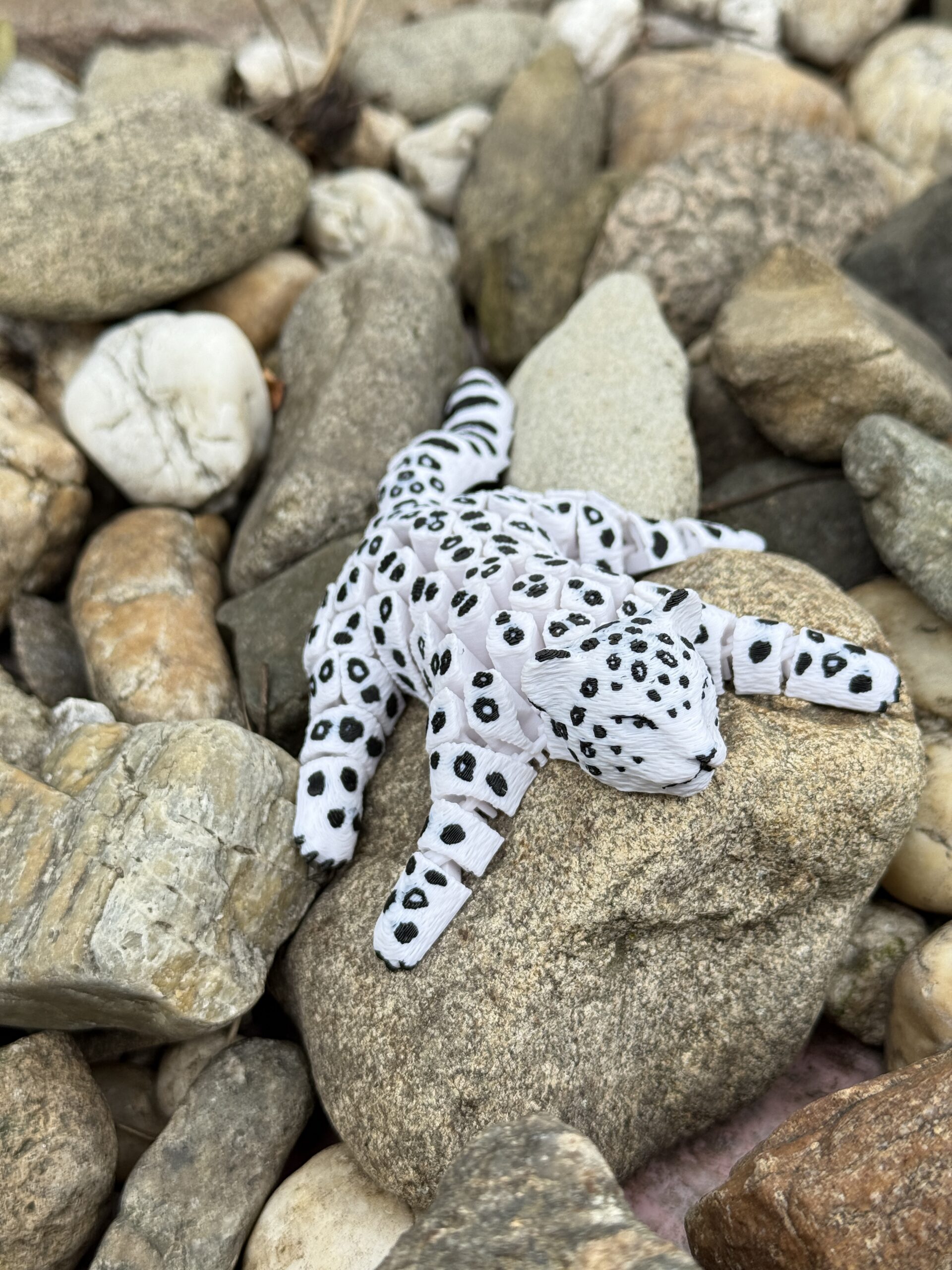 Lampart Śnieżny 3D – Strażnik Mroźnych Szczytów, ruchoma figurka segmentowa, zabawka - obrazek 8