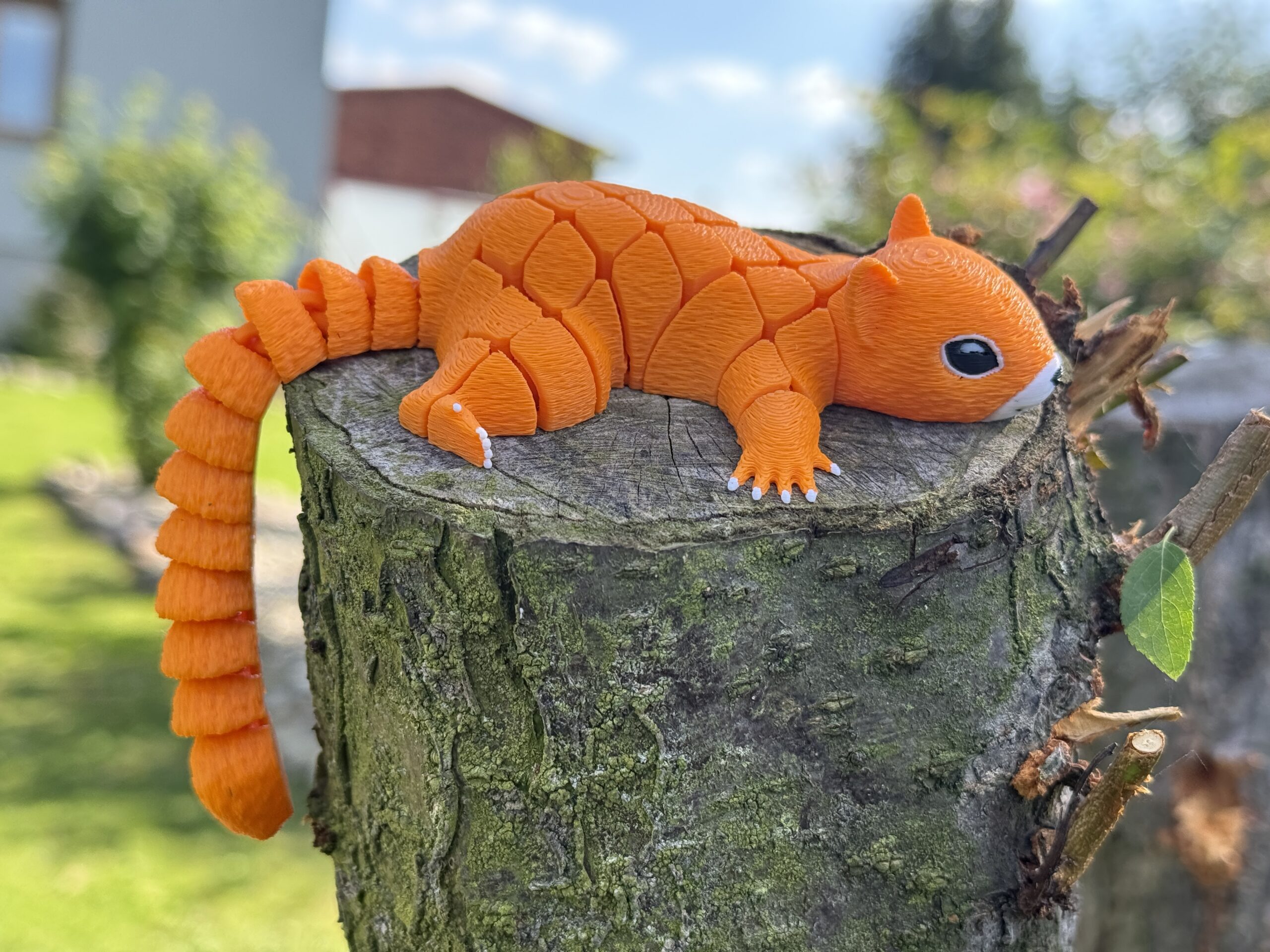 Wiewiórka segmentowa 3D – Twój ruchomy, antystresowy przyjaciel, zabawka, słodka ozdoba - obrazek 3