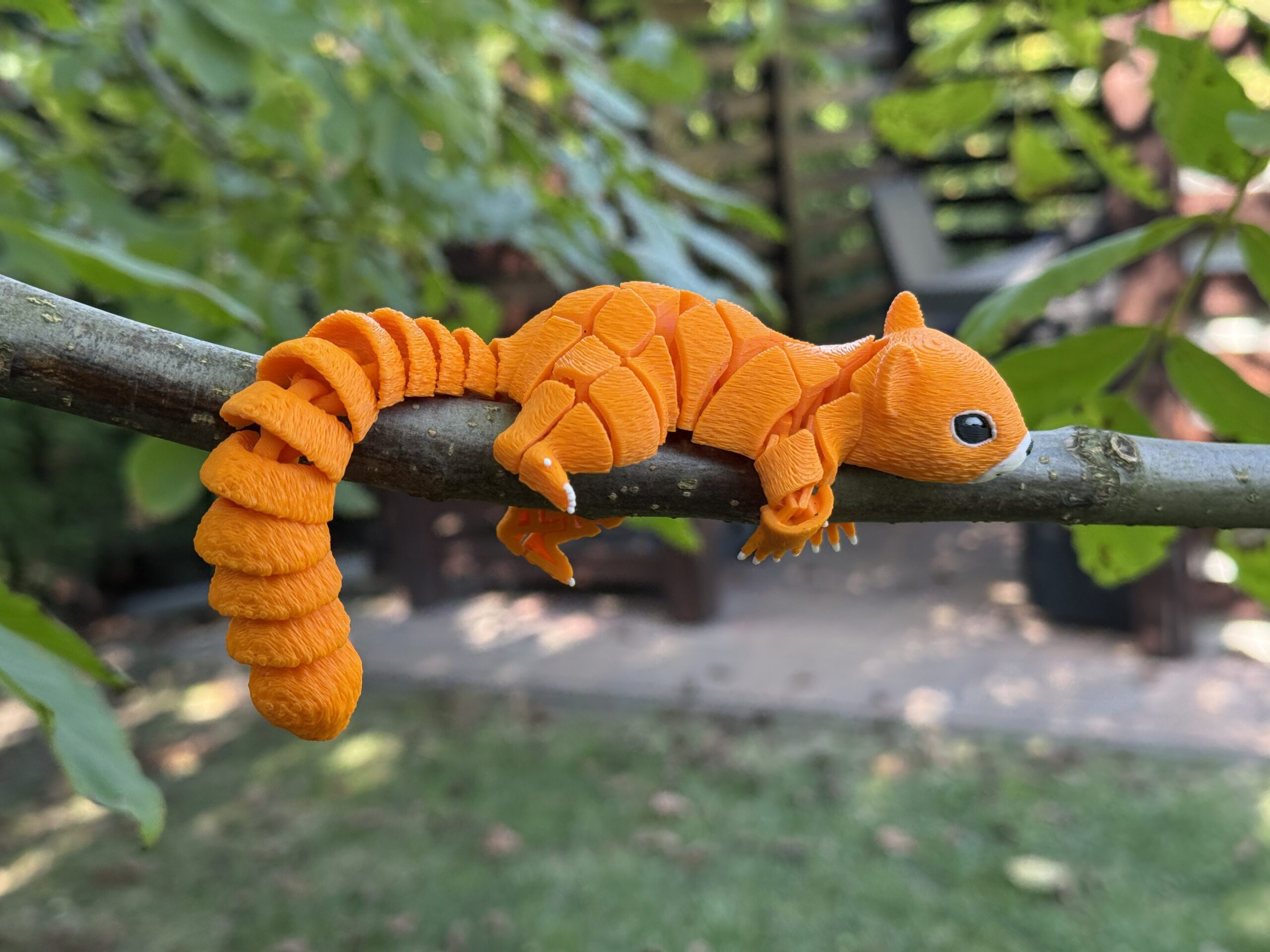 Wiewiórka segmentowa 3D – Twój ruchomy, antystresowy przyjaciel, zabawka, słodka ozdoba - obrazek 9