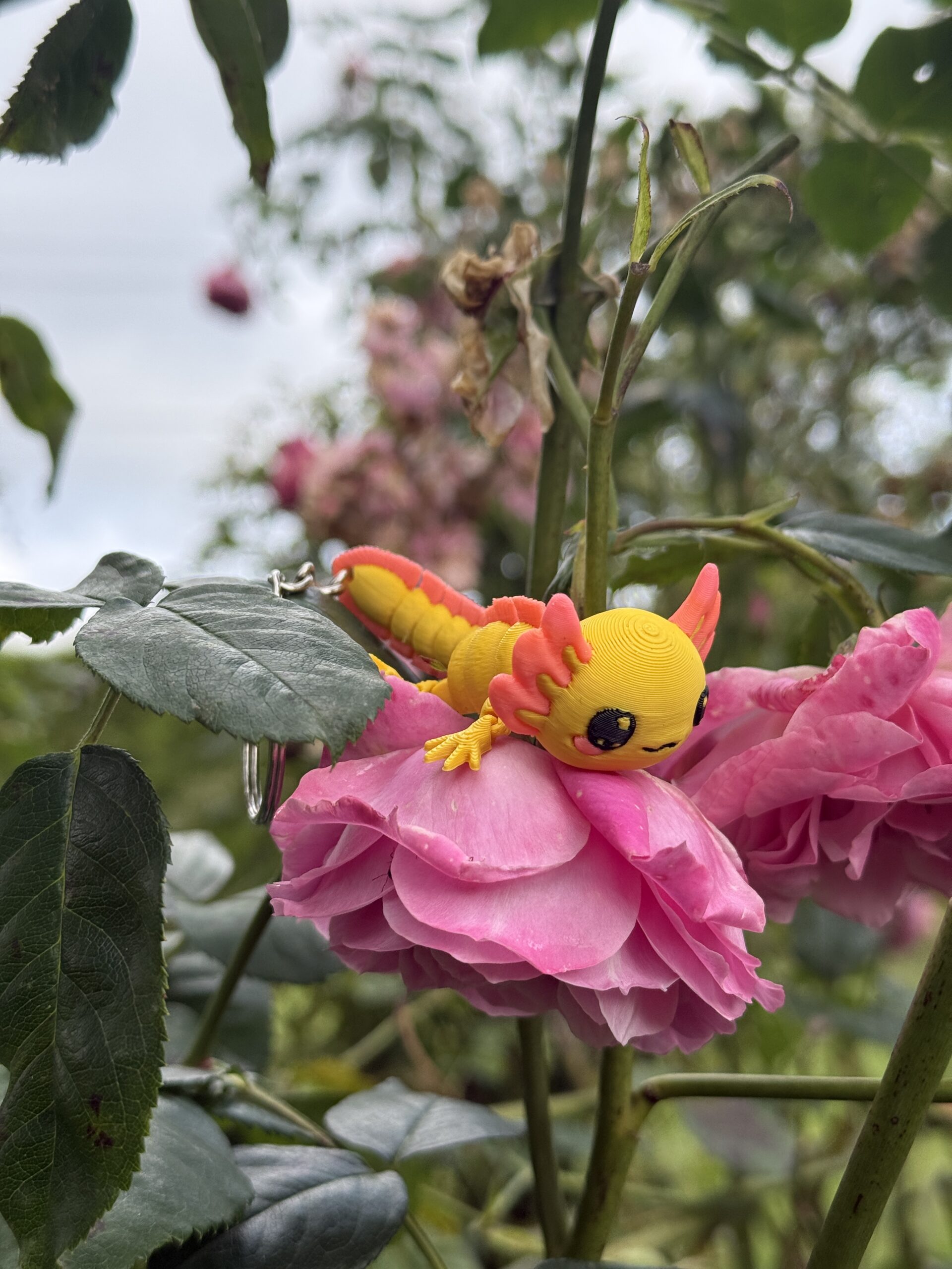 Magiczny Aksolotl 3D – przegubowy brelok i mini figurka, zabawka, gadżet - obrazek 7