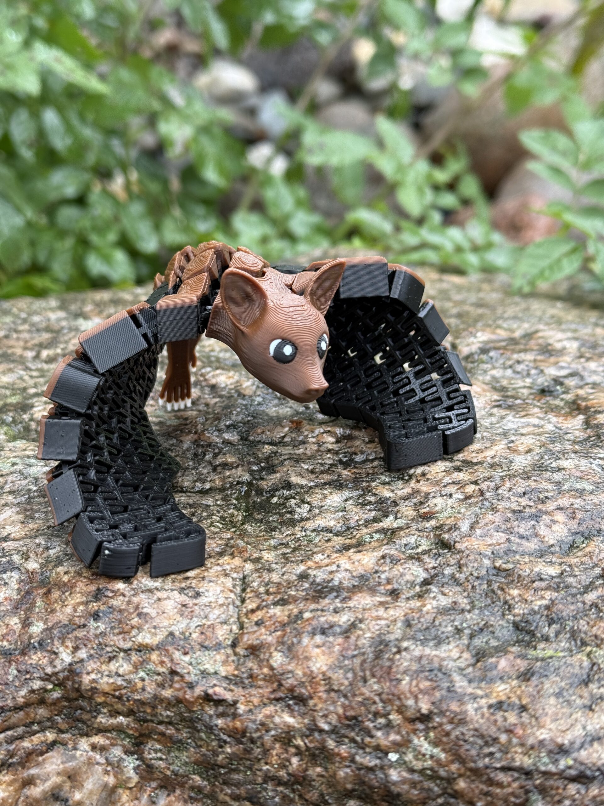 Nietoperz segmentowy 3D – ruchoma figurka z charakterem! Zabawka, ozdoba - obrazek 5