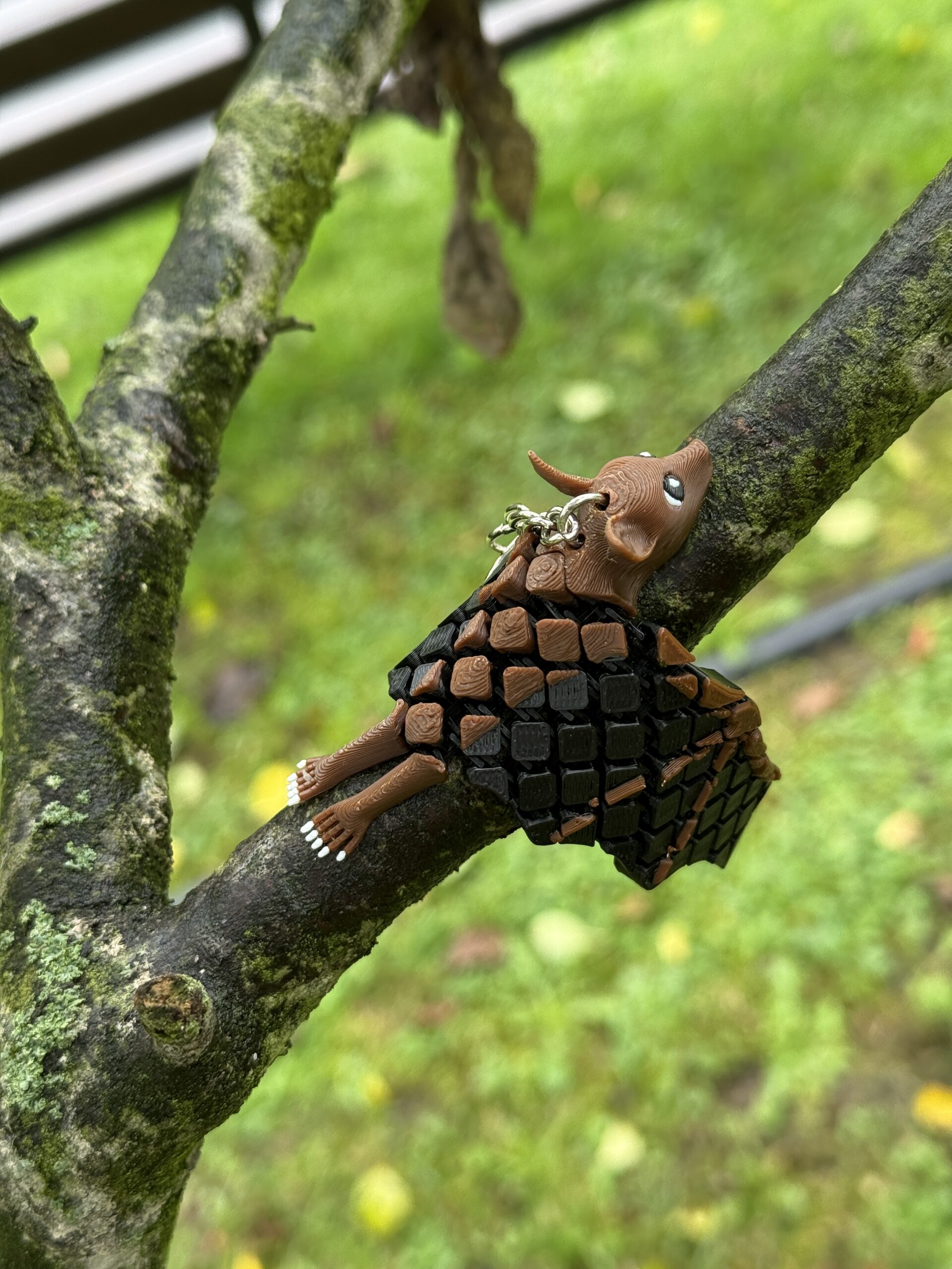 Nietoperz Segmentowy 3D – słodka przegubowa figurka i brelok z charakterem, zabawka - obrazek 4