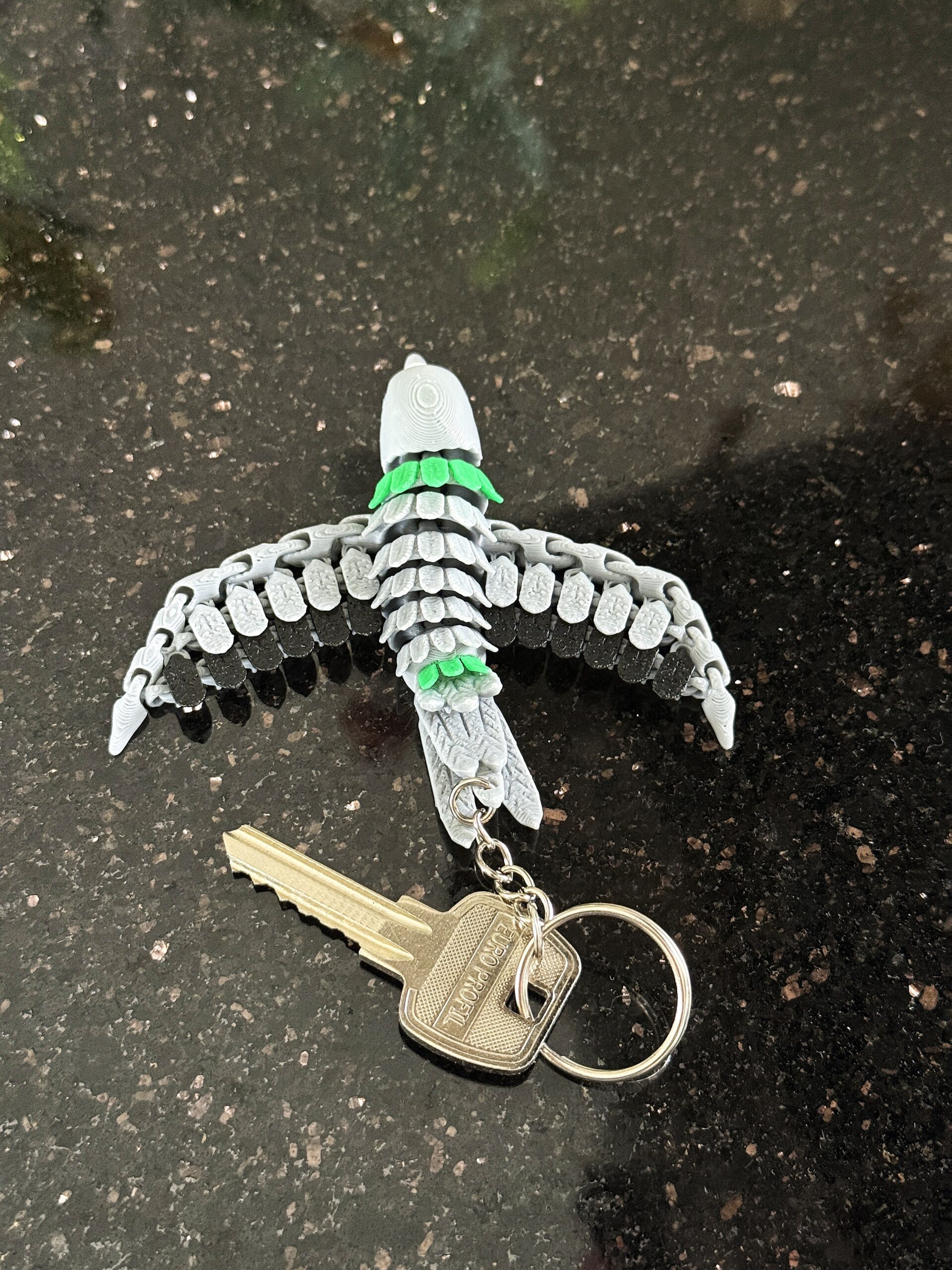 Gołąb Przegubowy 3D – realistyczny brelok i mini figurka, zabawka, gadżet - obrazek 15