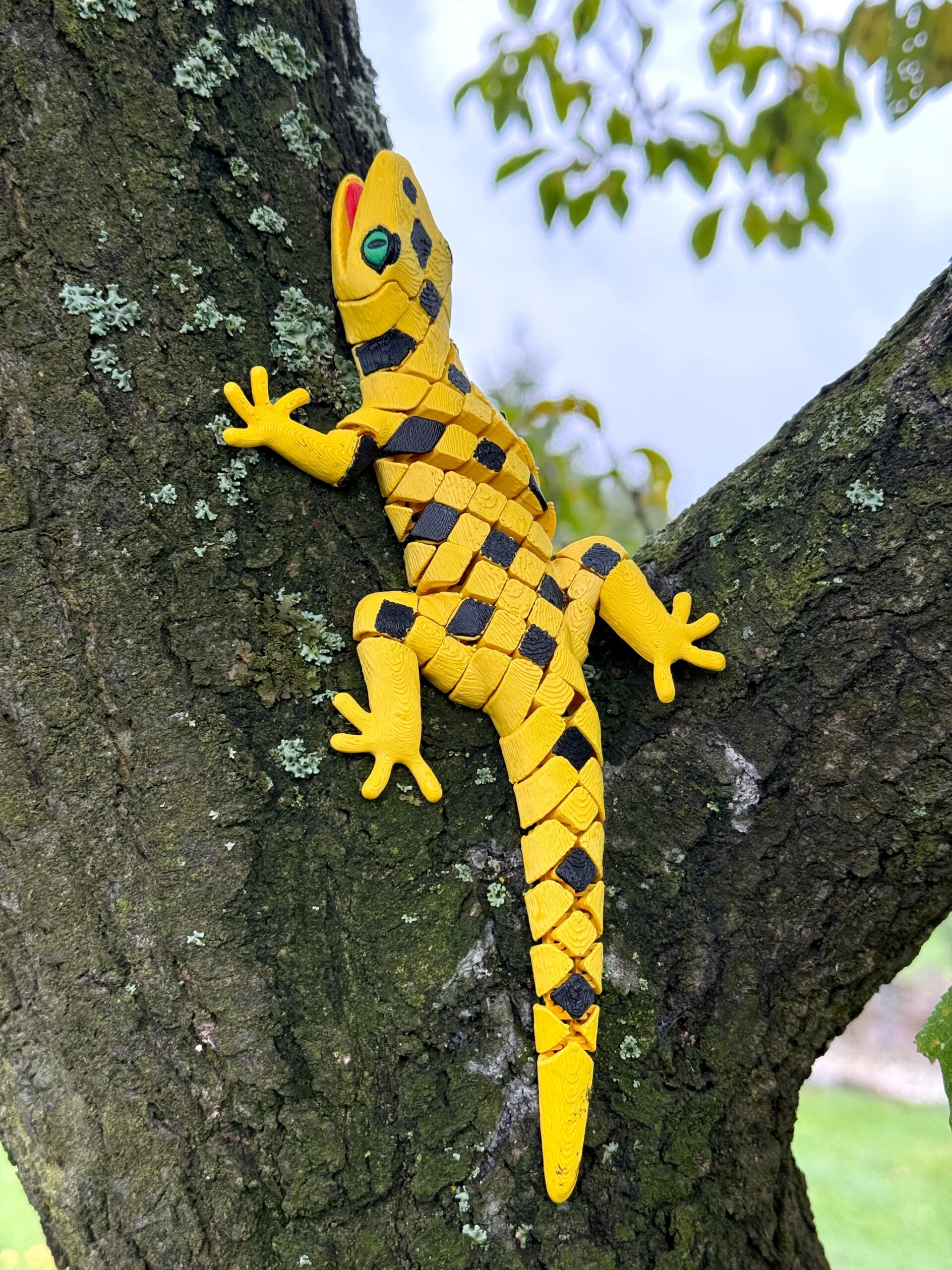 Gekon Segmentowy 3D – zwinny, elastyczny i pełen charakteru! Zabawka, ozdoba terrarium - obrazek 8