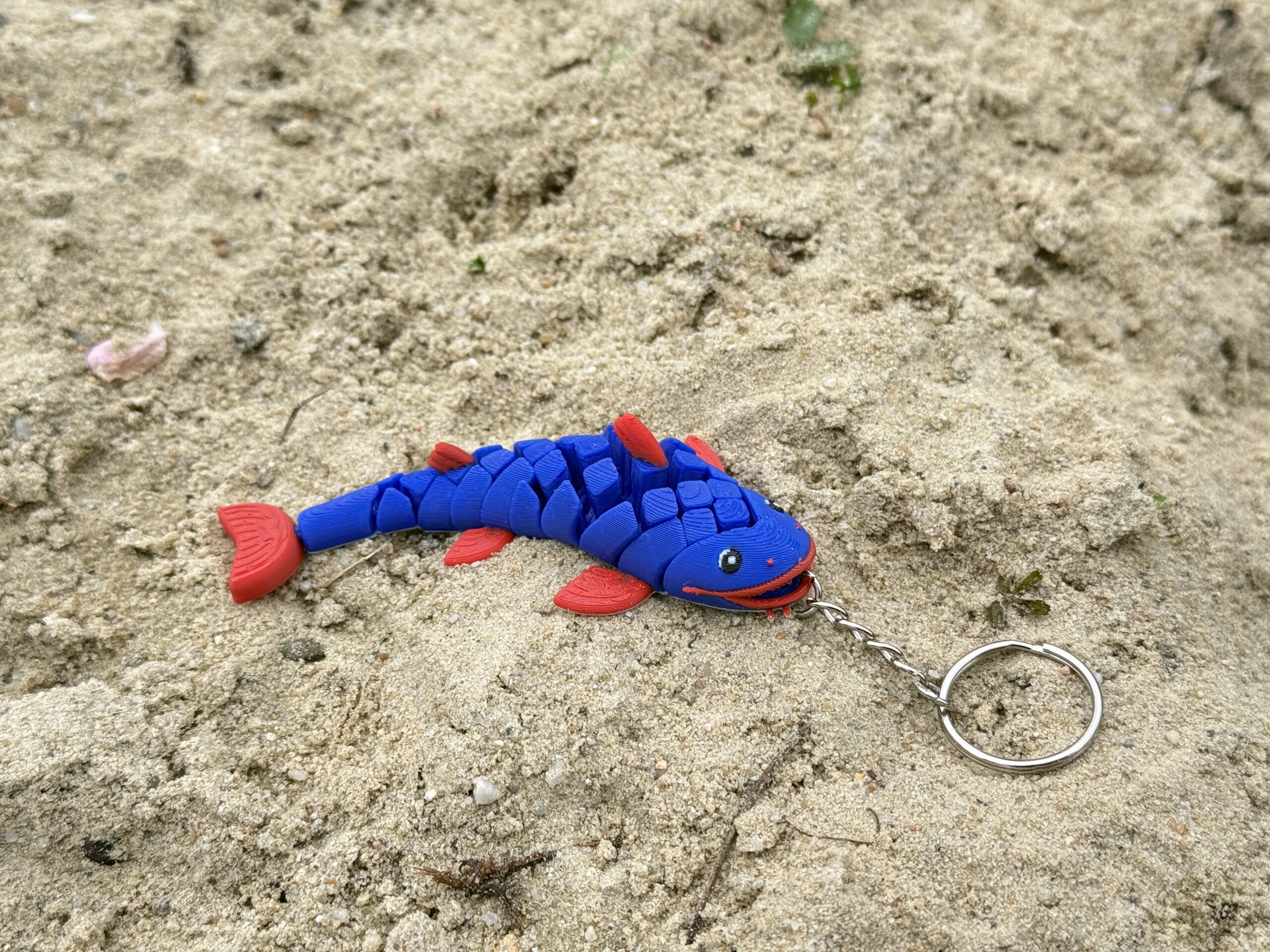 Sum segmentowy 3D – brelok, wesoła rybka, ruchoma mini figurka, zabawka - obrazek 8