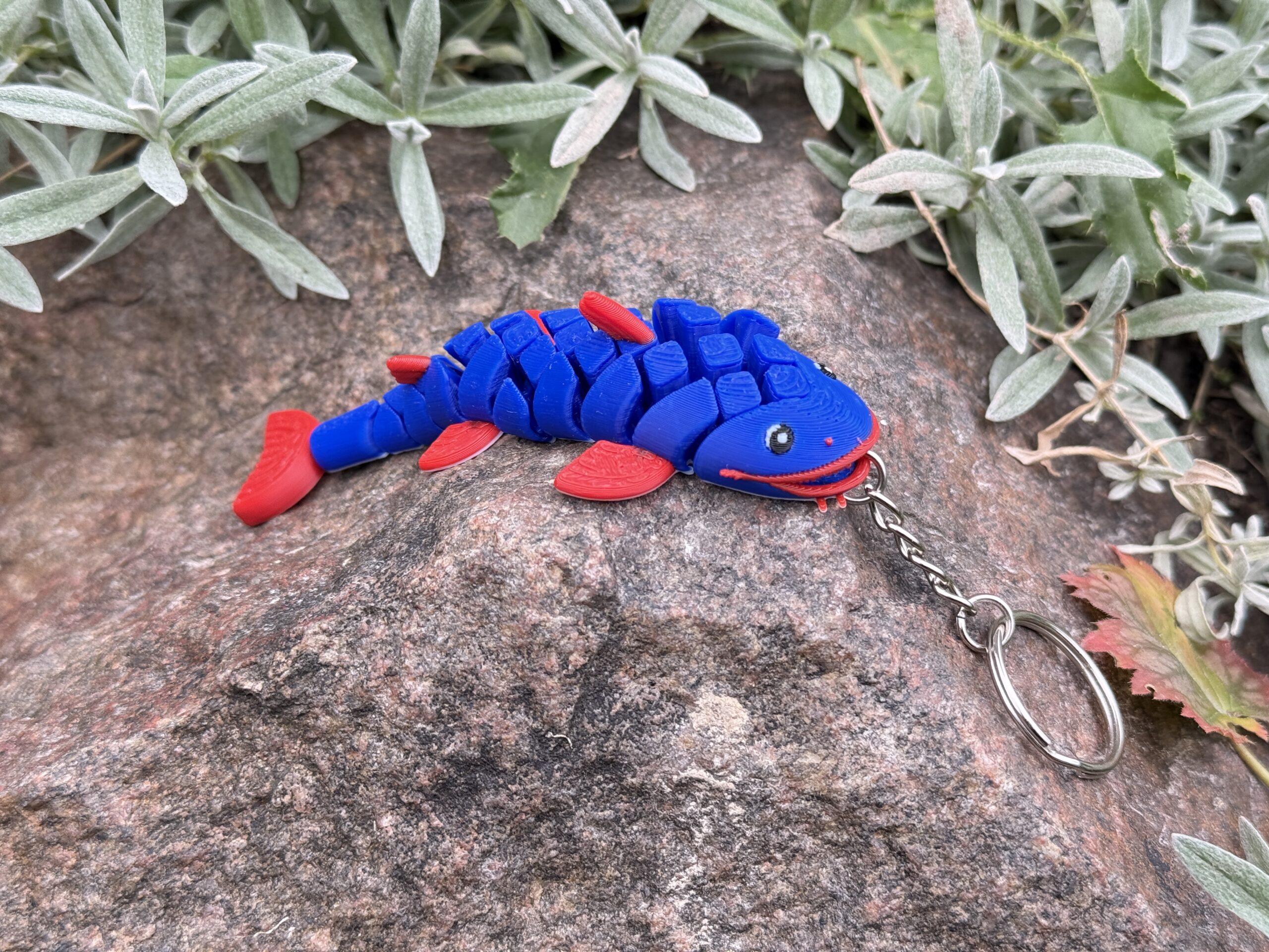 Sum segmentowy 3D – brelok, wesoła rybka, ruchoma mini figurka, zabawka - obrazek 14