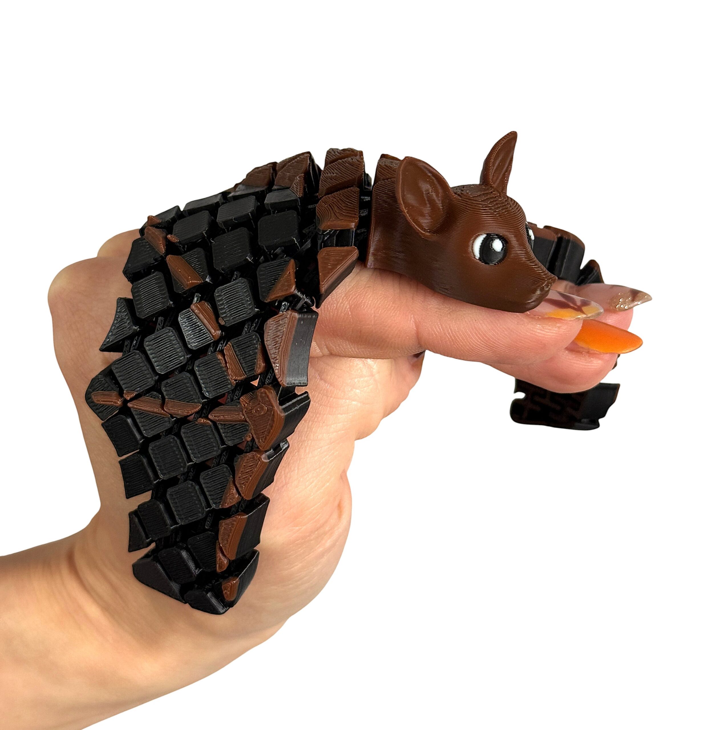 Nietoperz segmentowy 3D – ruchoma figurka z charakterem! Zabawka, ozdoba - obrazek 2