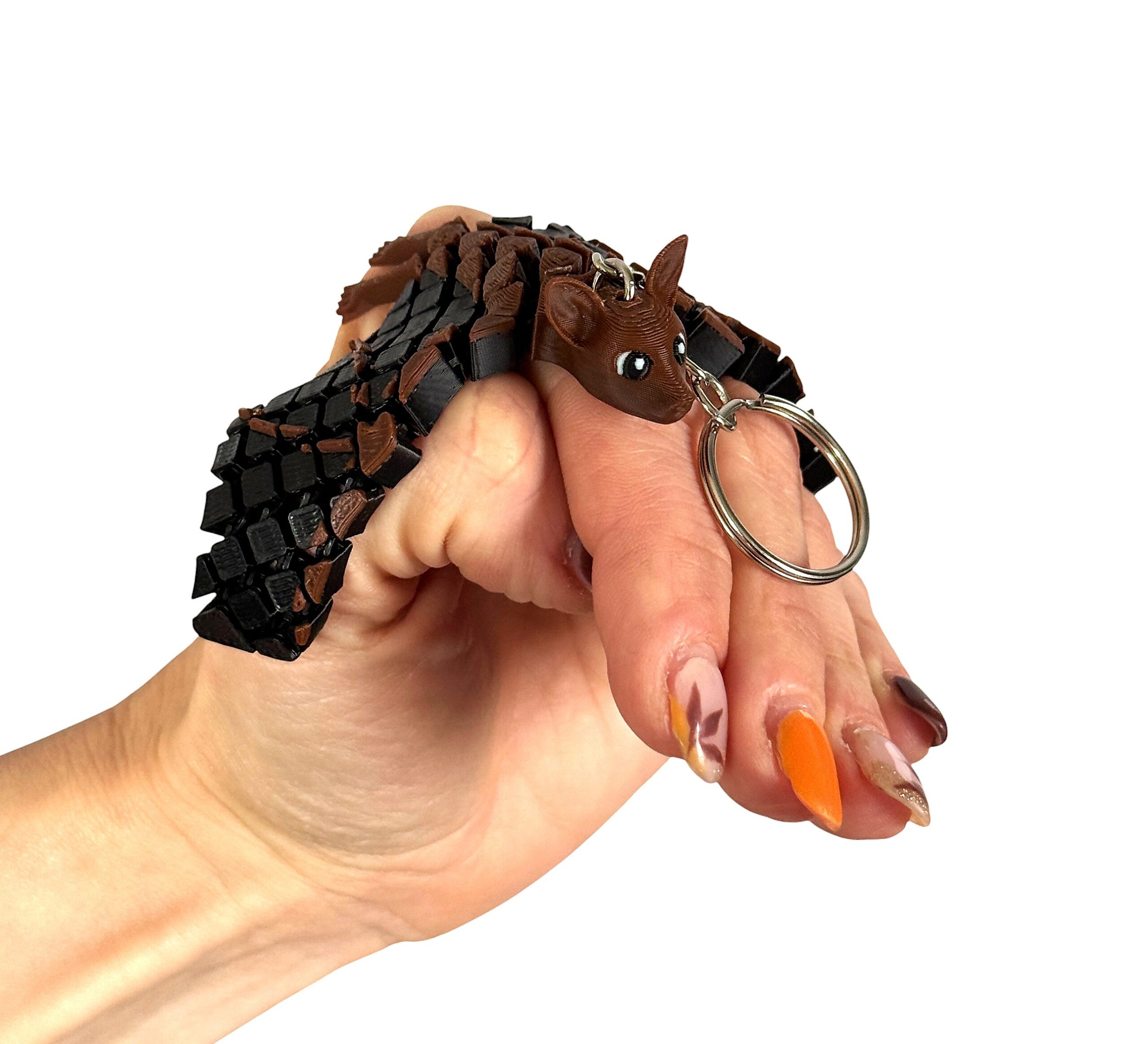 Nietoperz Segmentowy 3D – słodka przegubowa figurka i brelok z charakterem, zabawka - obrazek 14