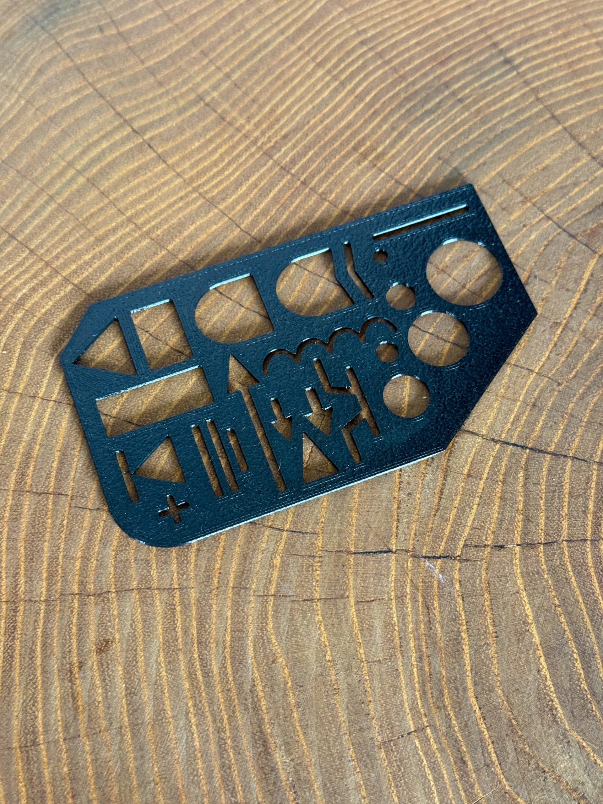 Kieszonkowy Szablon Podstawowych Schematów Elektrycznych – Dla Początkujących i Majsterkowiczów! - obrazek 2