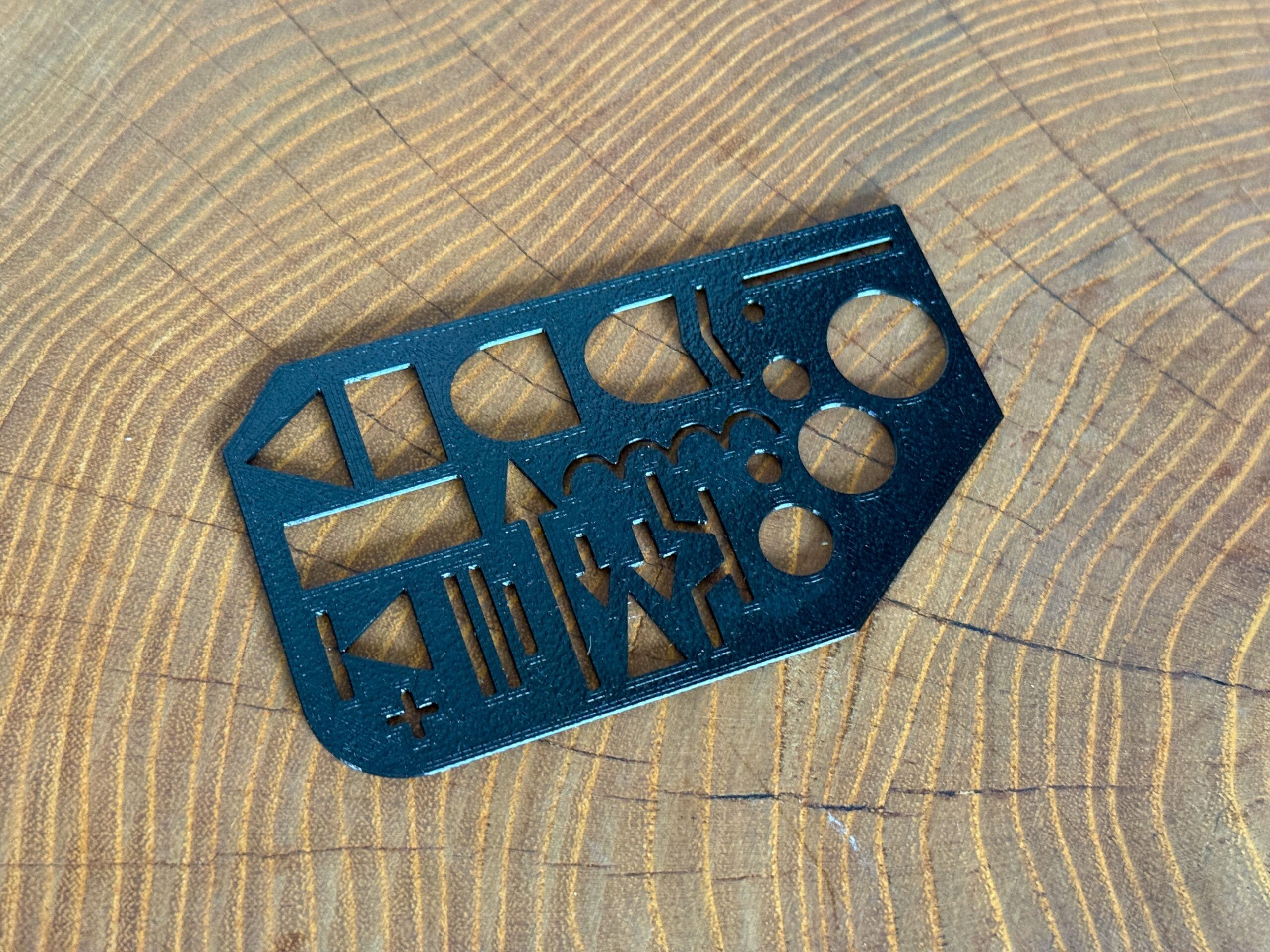 Kieszonkowy Szablon Podstawowych Schematów Elektrycznych – Dla Początkujących i Majsterkowiczów! - obrazek 3