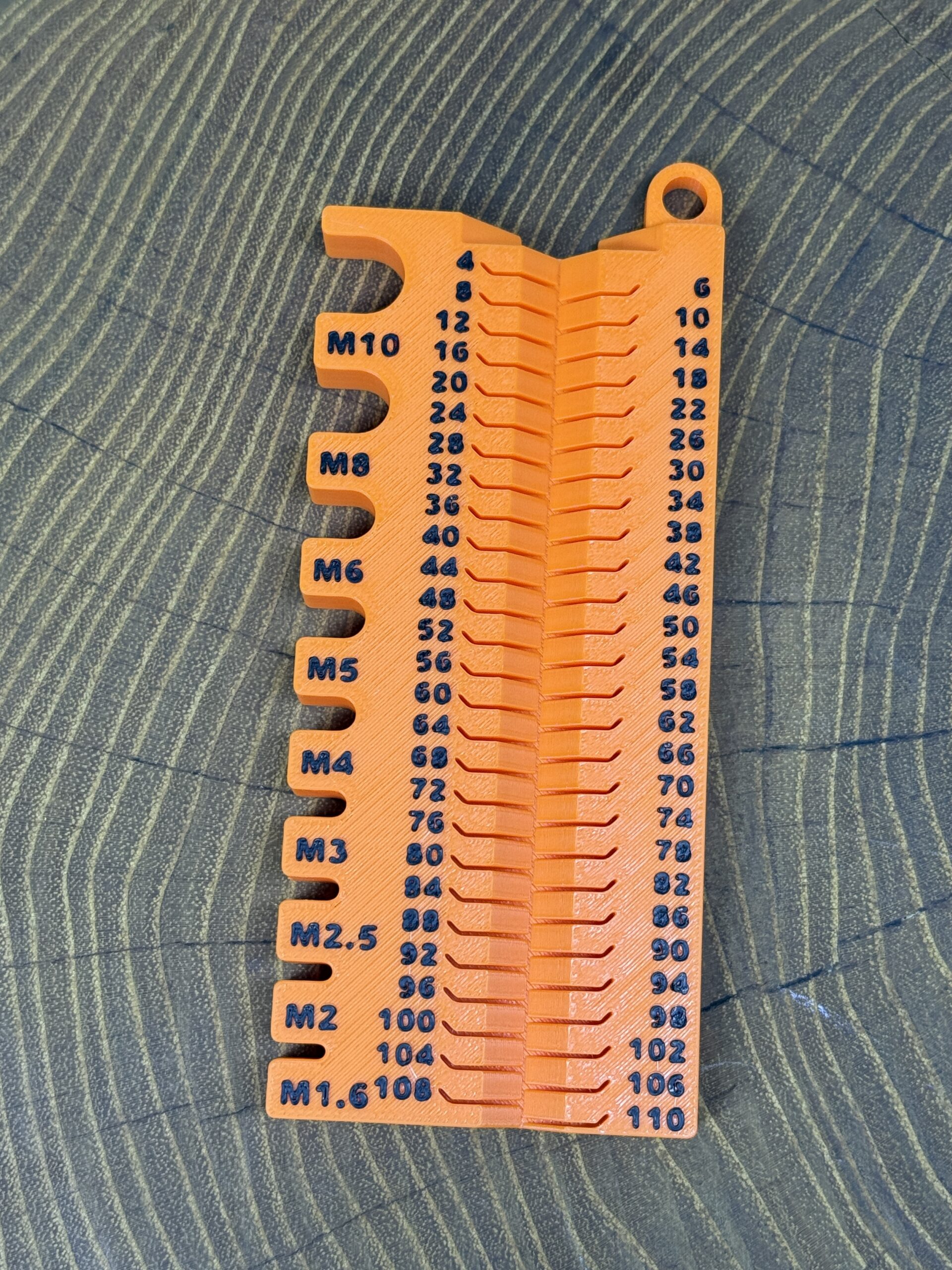 Wzornik, szablon-miarka średnic gwintów i długości śrub kieszonkowy rozmiar - obrazek 3