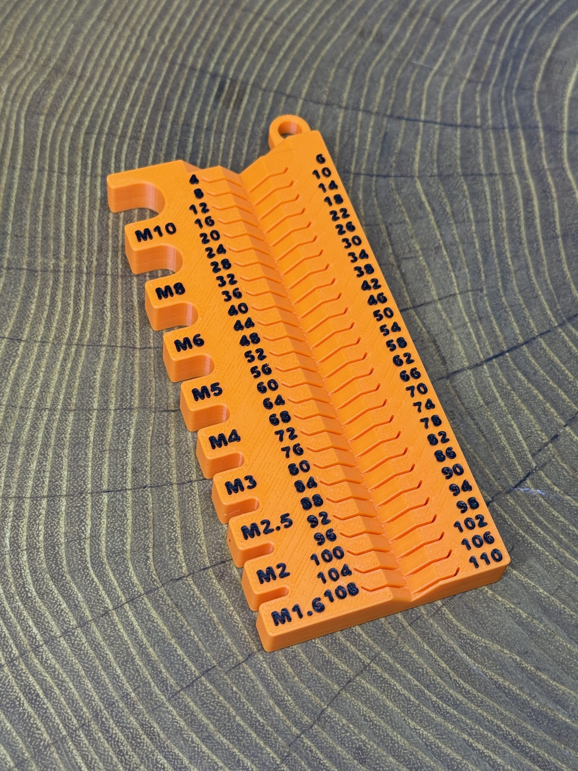 Wzornik, szablon-miarka średnic gwintów i długości śrub kieszonkowy rozmiar - obrazek 4