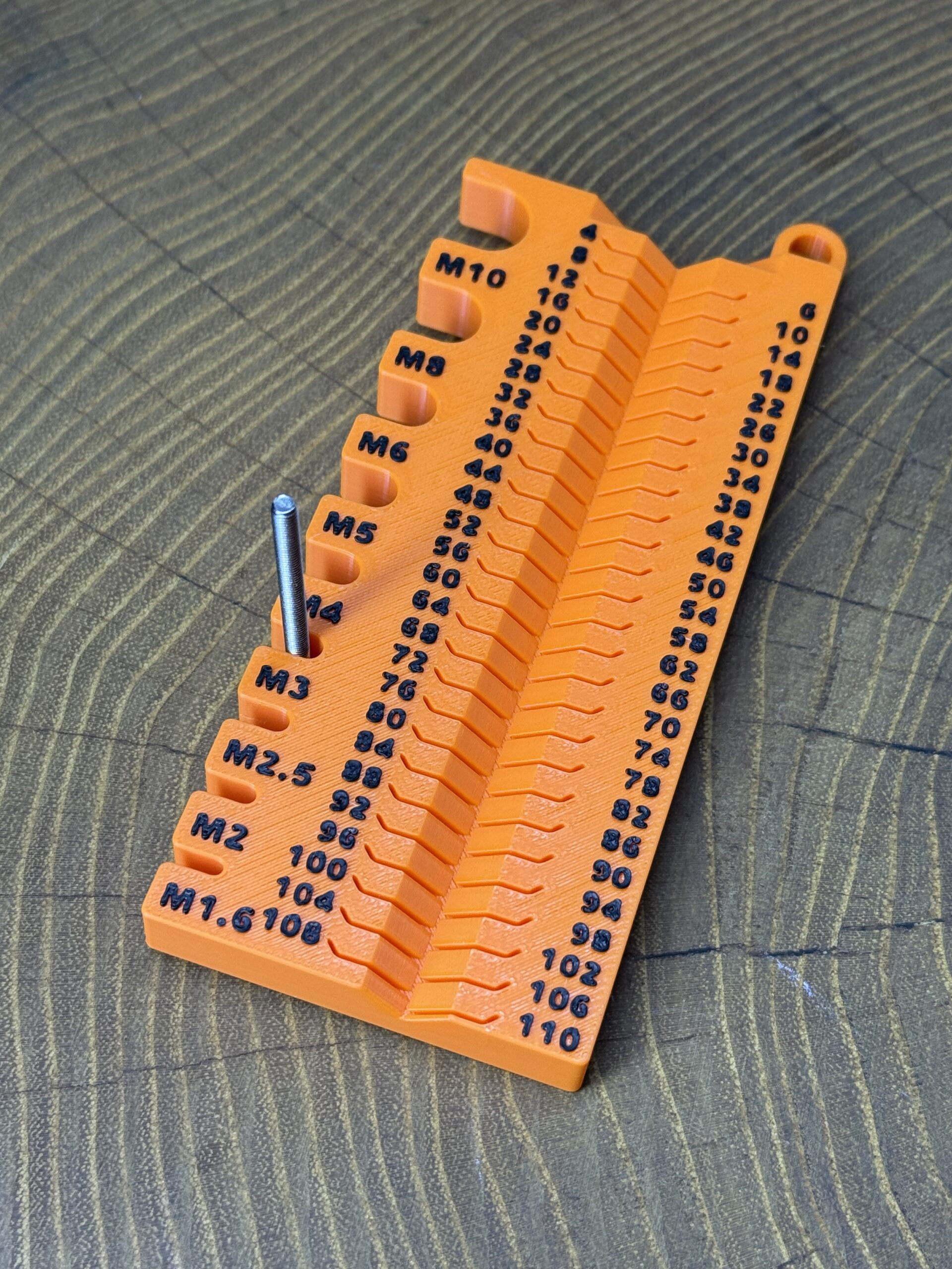 Wzornik, szablon-miarka średnic gwintów i długości śrub kieszonkowy rozmiar - obrazek 6