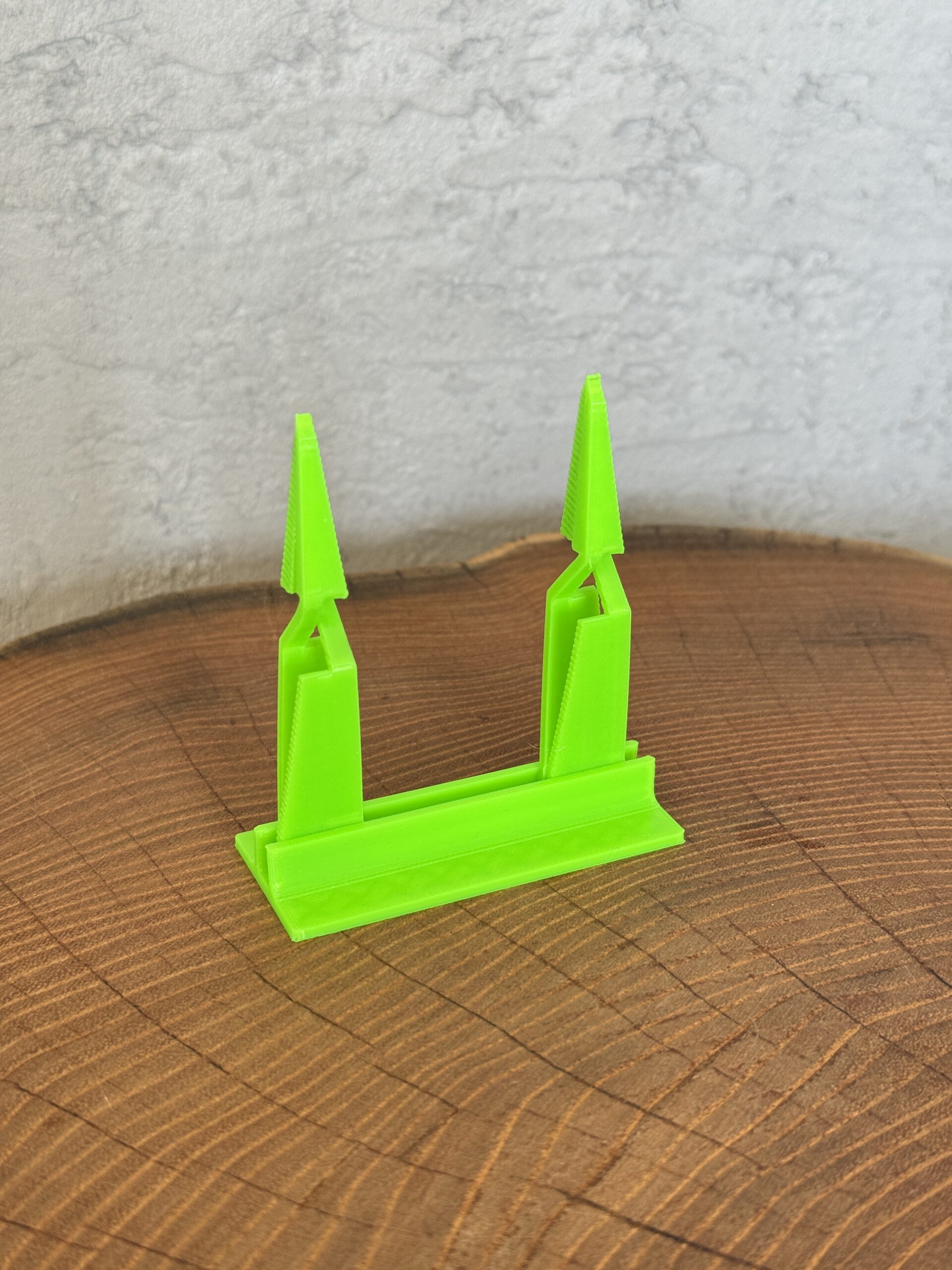 Wielofunkcyjny uchwyt lutowniczy do kabli z funkcją pęset i klipsem na karteczki - obrazek 2