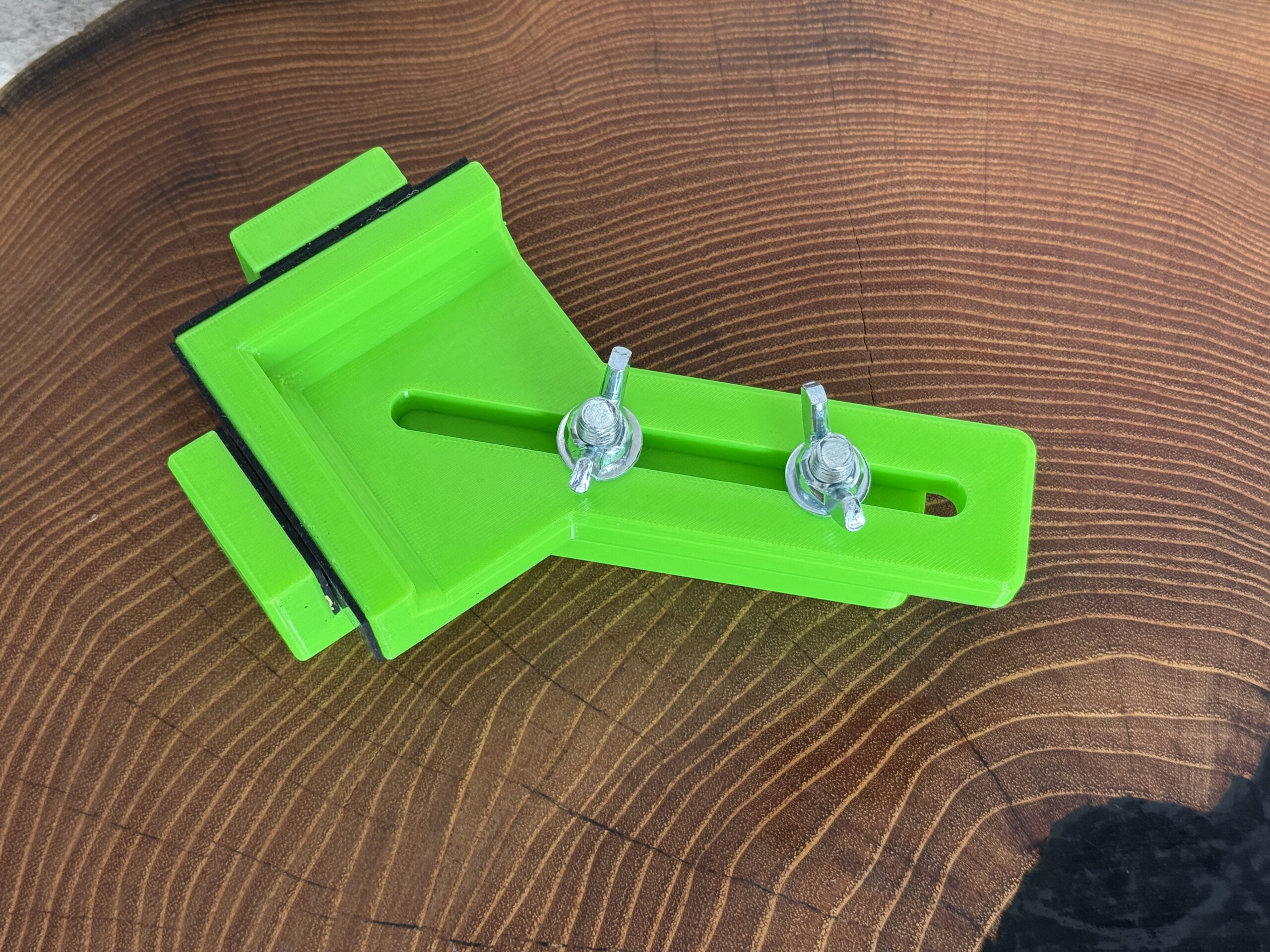 Uchwyt kątowy modelarski 90° | Solidny uchwyt do klejenia i montażu elementów - obrazek 3