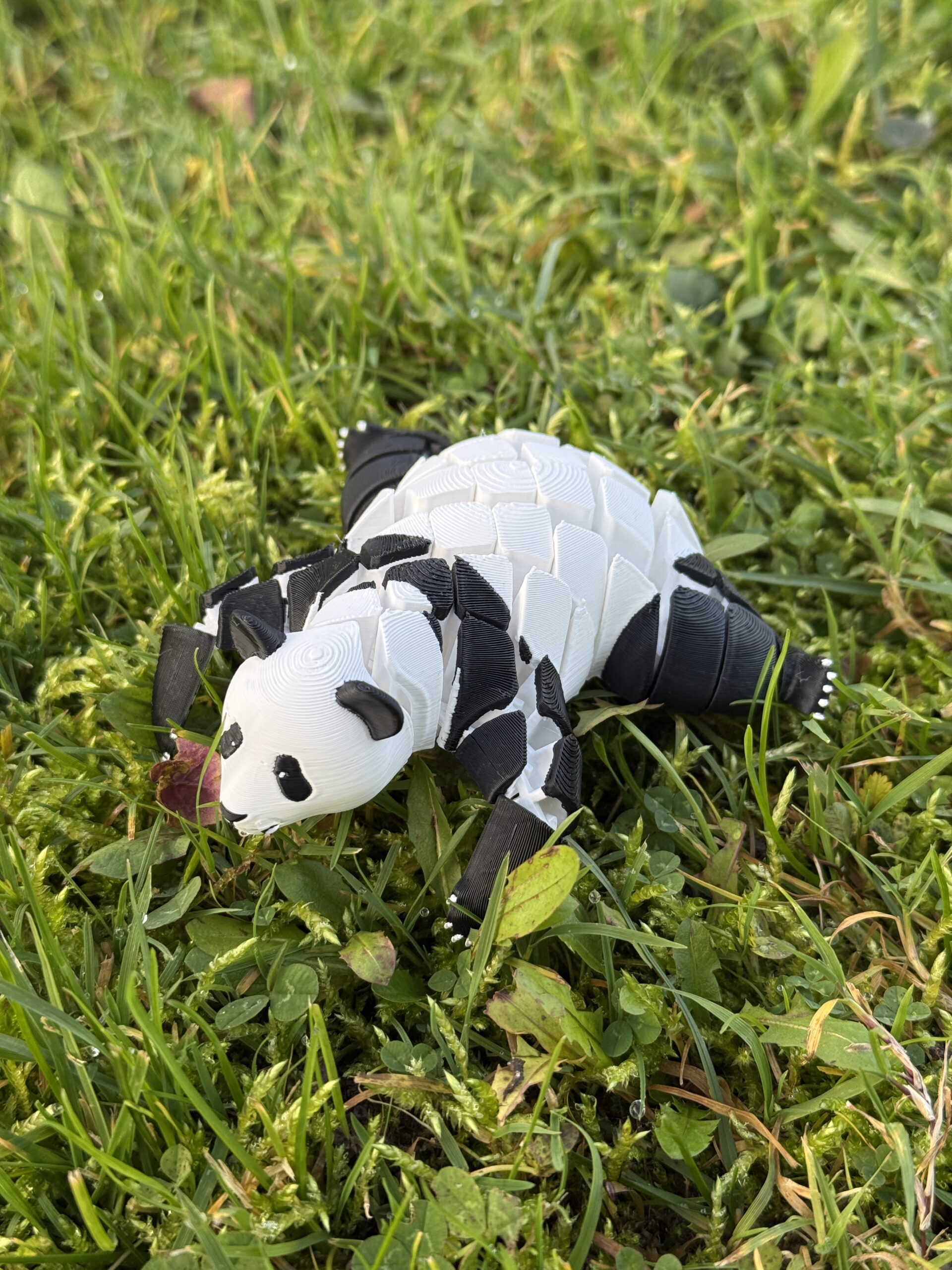 Panda segmentowa 3D – ruchoma figurka pełna spokoju i wdzięku, zabawka - obrazek 6