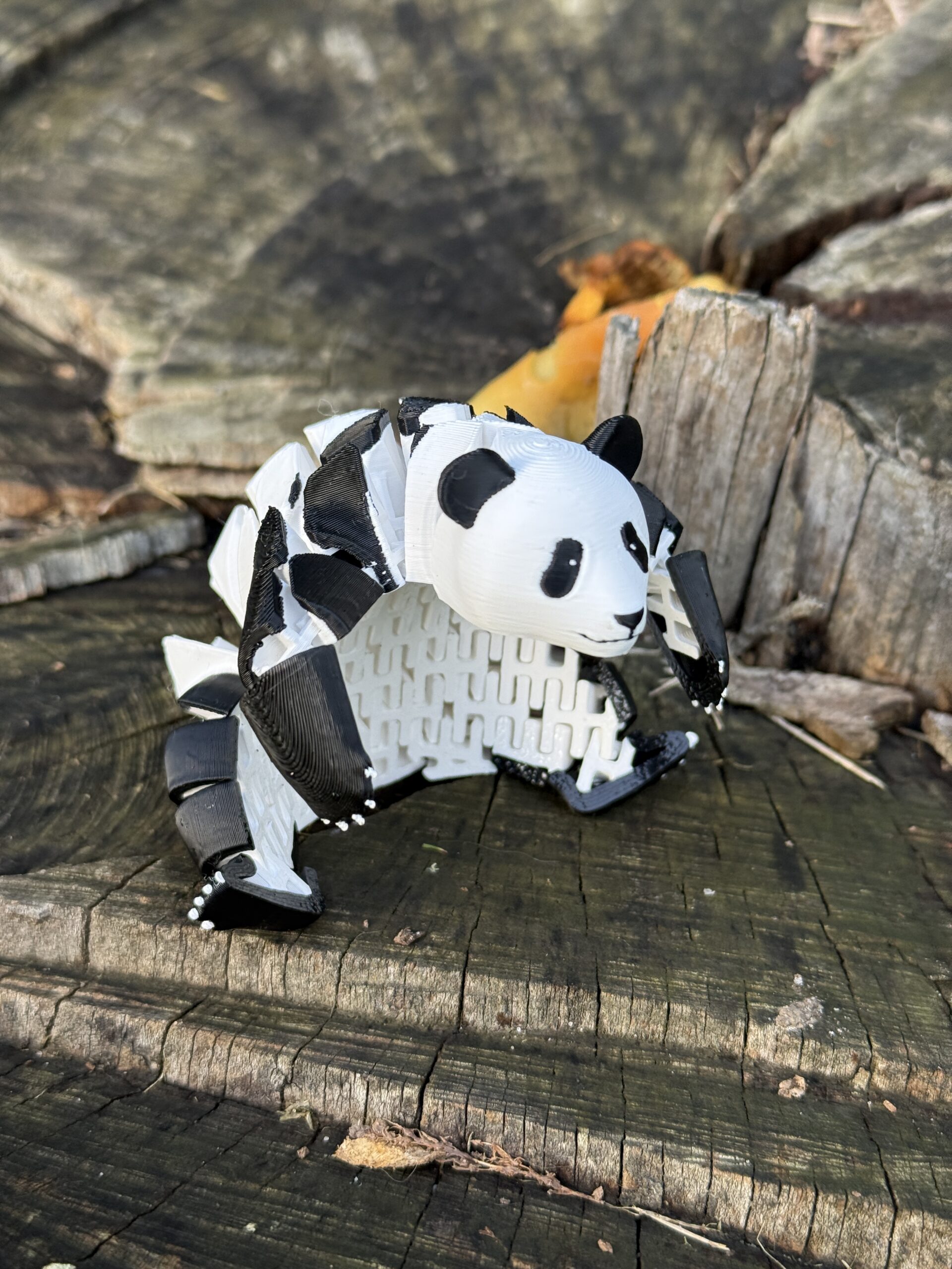 Panda segmentowa 3D – ruchoma figurka pełna spokoju i wdzięku, zabawka - obrazek 9