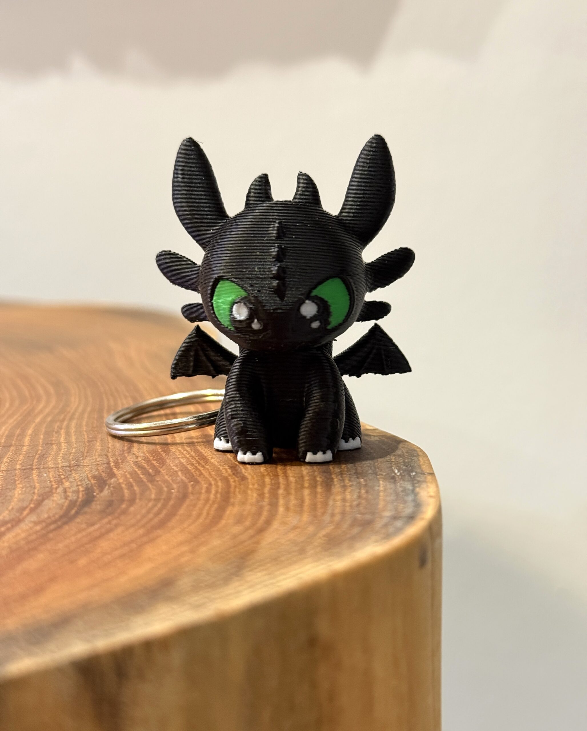 Smok Szczerbatek – brelok Nocna Furia 3D, figurka, prezent