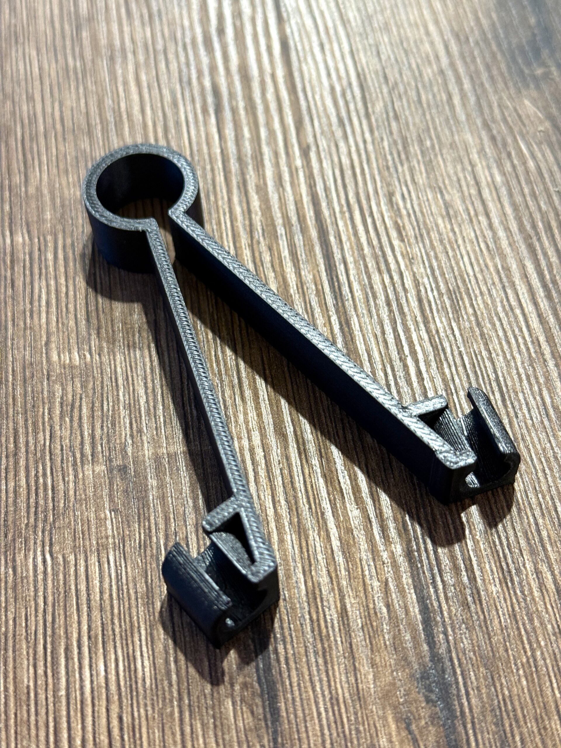 Pęseta, uchwyt do sond pomiarowych multimetru / miernika 8 mm - obrazek 4