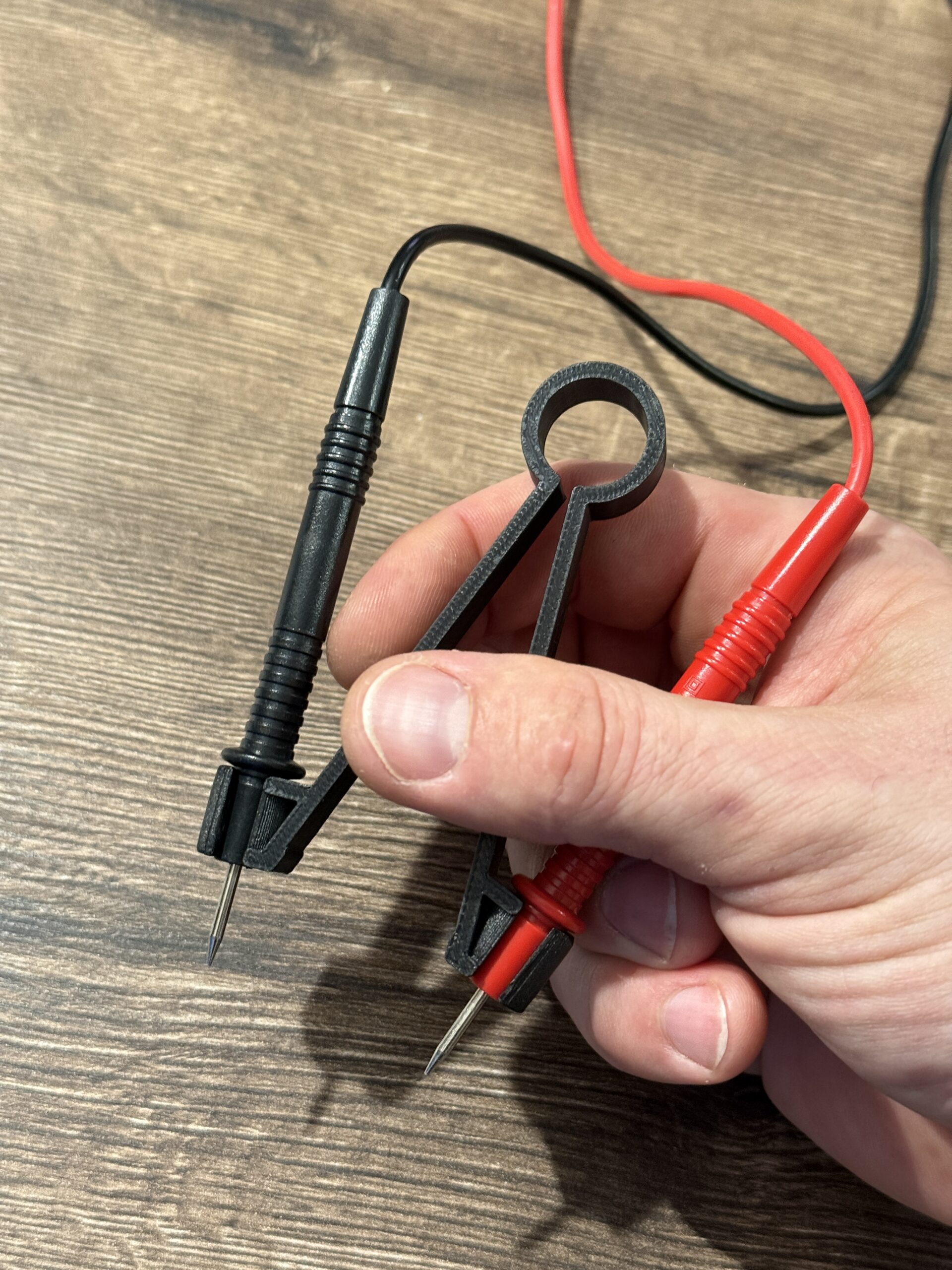 Pęseta, uchwyt do sond pomiarowych multimetru / miernika 8 mm - obrazek 12